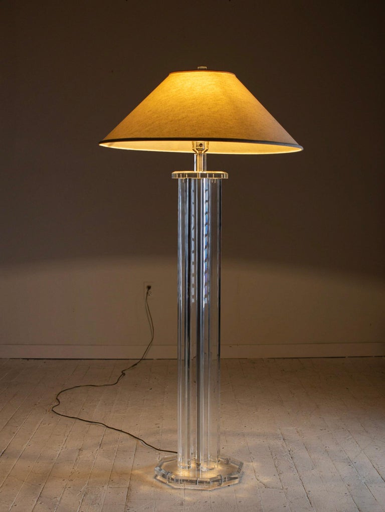 Hollywood Regency Lucite Floor Lamp For Sale at 1stDibs