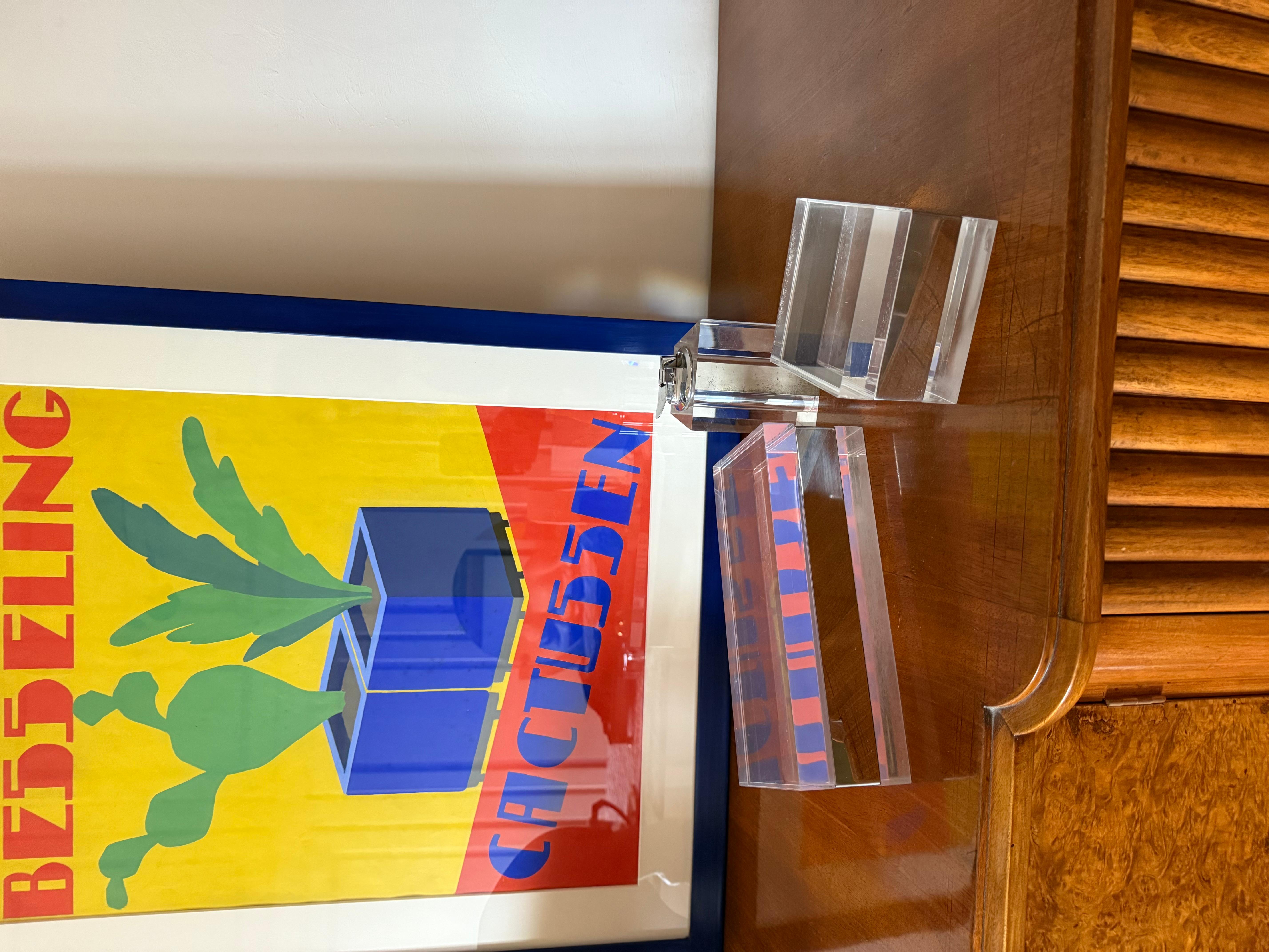 Smoking Set, table lighter and 2 boxes

Guzzini, Italy 1970

Lucite, aluminum

Box / ashtray: H 7 cm - 11 × 11 cm

Table Lighter: H 13 cm - 5.5 × 8 cm

Cigars box: H 7 cm - 23 × 10 cm

Conditions: very good consistent with age and use