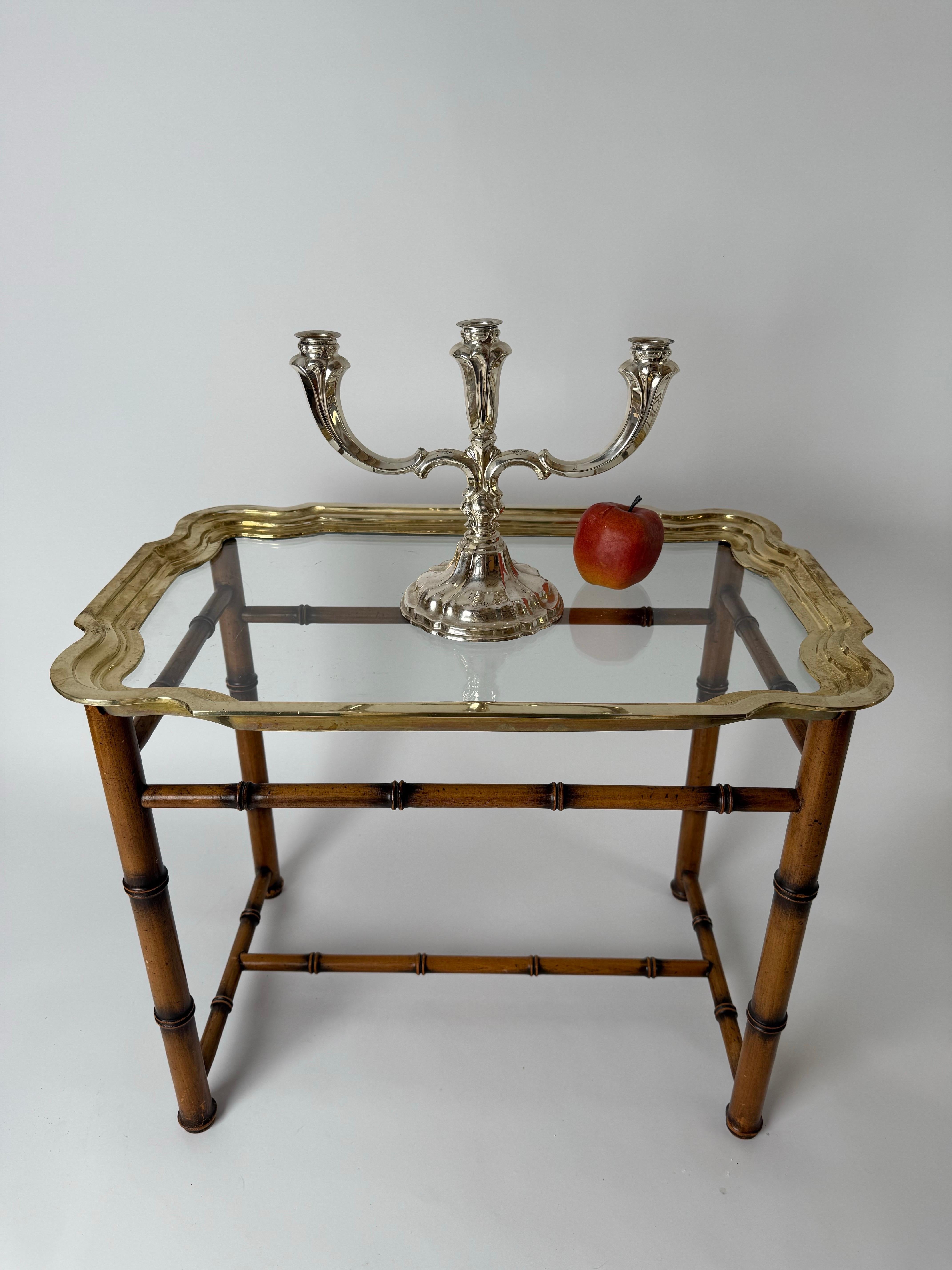 Français Table à plateau de luxe Hollywood Regency, France, années 1960 en vente