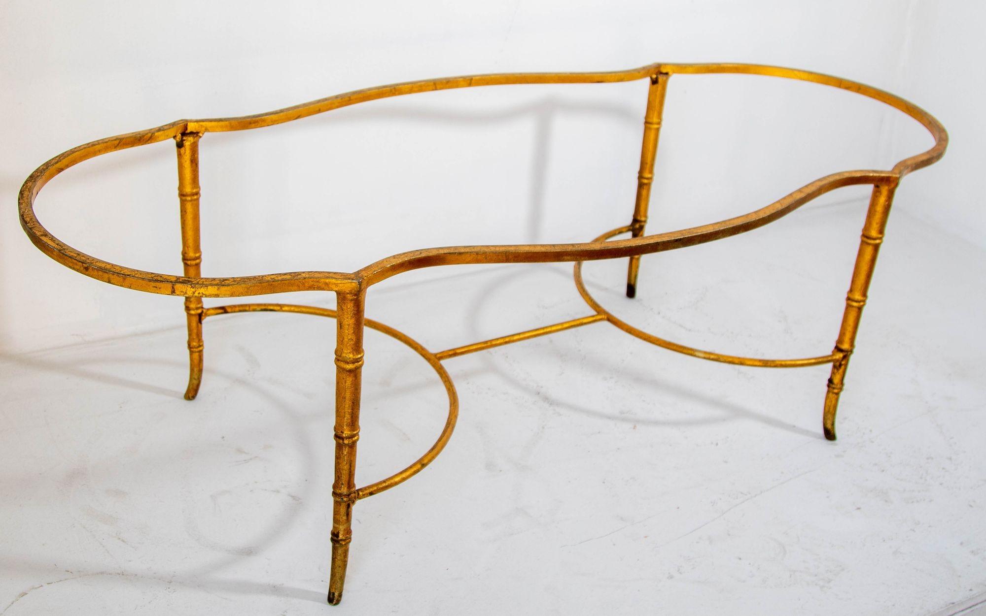 Hollywood-Regency-Couchtischsockel aus vergoldeter Bronze im Stil von Maison Bagues, Frankreich 1960 im Angebot 7