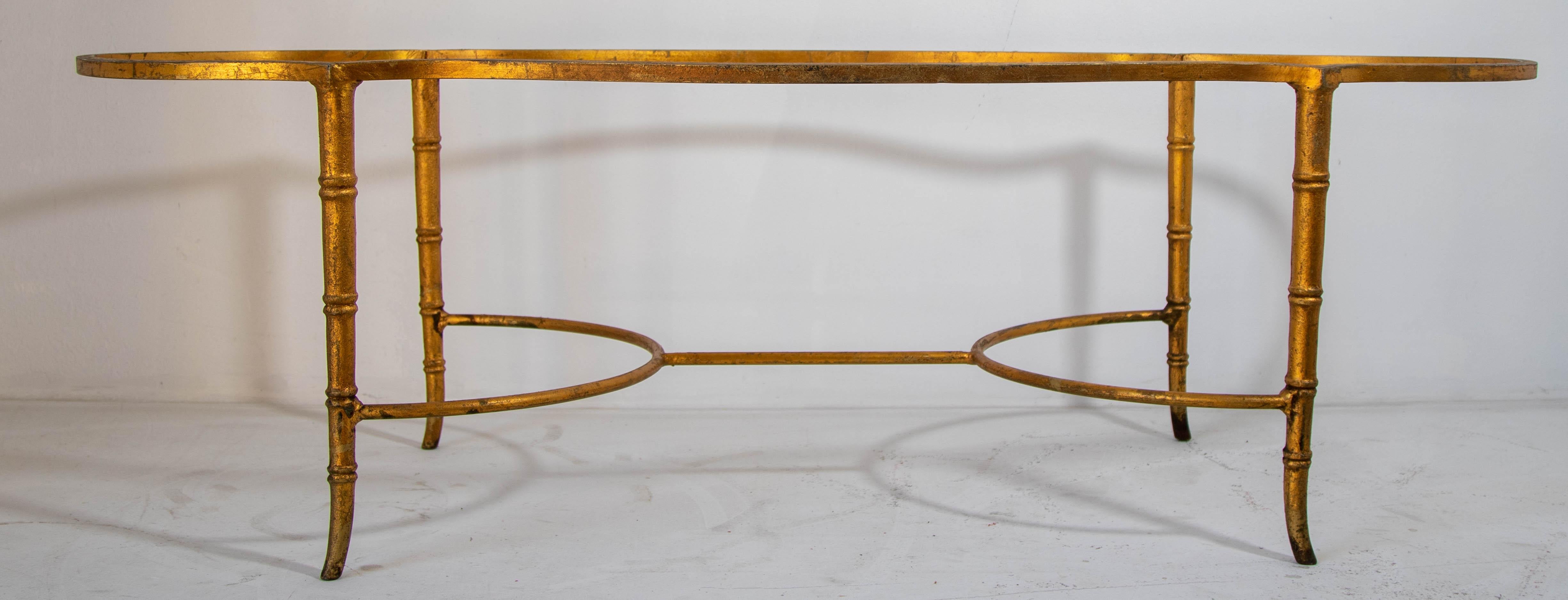 Hollywood-Regency-Couchtischsockel aus vergoldeter Bronze im Stil von Maison Bagues, Frankreich 1960 (Französisch) im Angebot