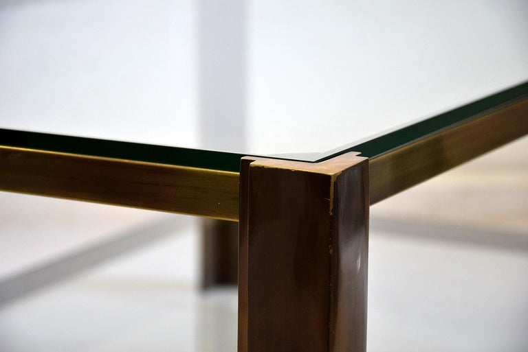 Solid brass coffee table by Maison Jansen. Stylish Mid-Century Modern two-tier coffee table by Maison Jansen.
This sophisticated piece is in great vintage condition.
Measurements: W.74 x D.119 x H.45 cm.
The table will be shipped overseas in a