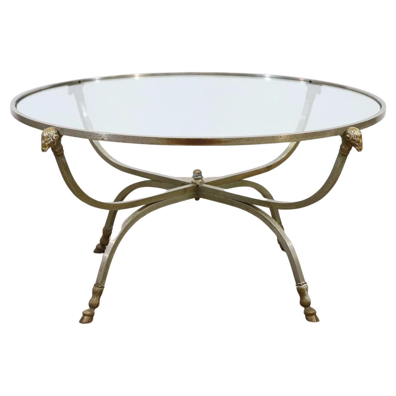 Runder Couchtisch im Hollywood-Regency-Stil von Maison Jansen im Hollywood-Regency-Stil mit Widder Monopodia
