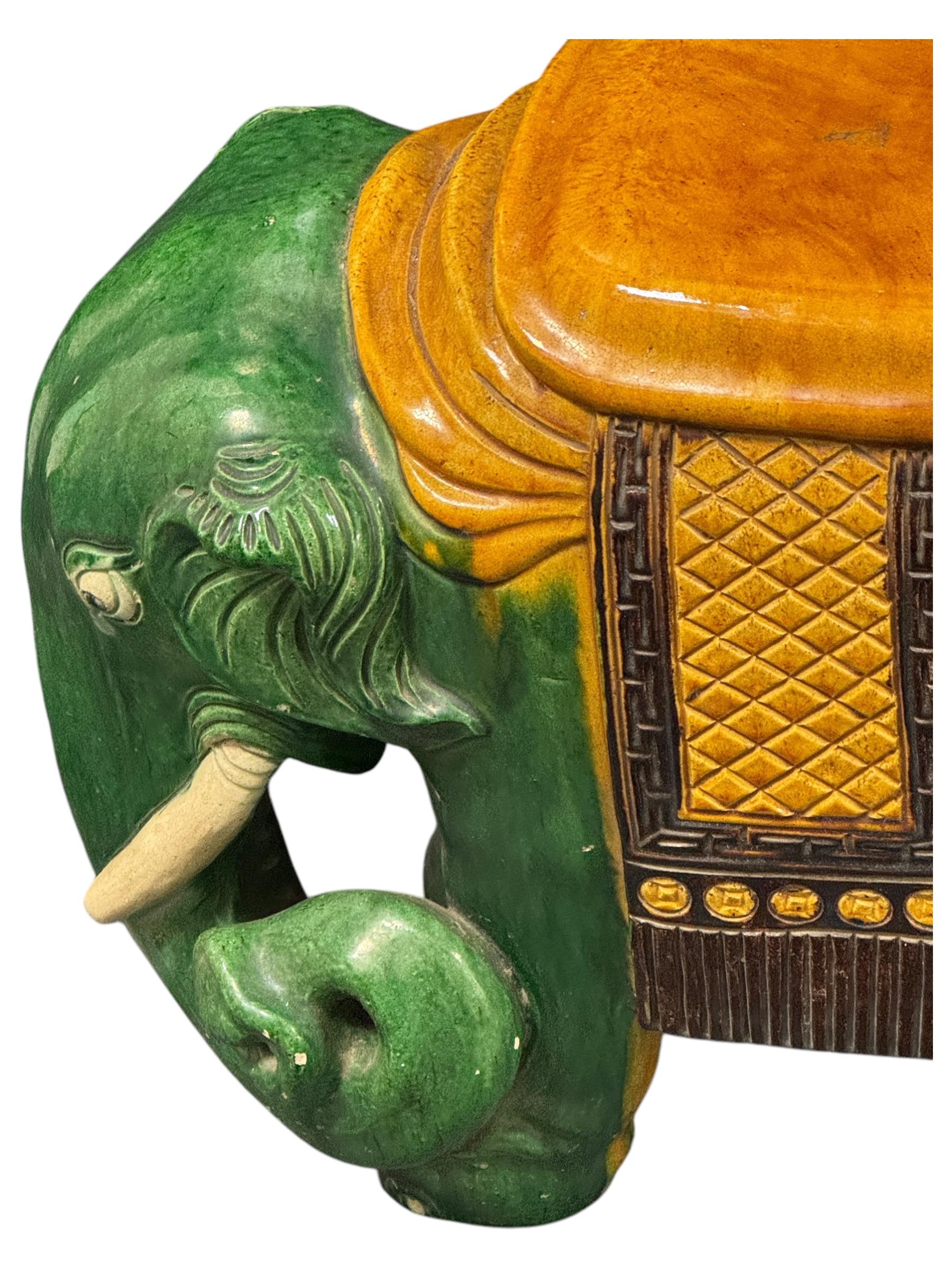 Hollywood Regency Terracotta Green Elephant Garden Plant Stand or Seat 1960s en vente 5