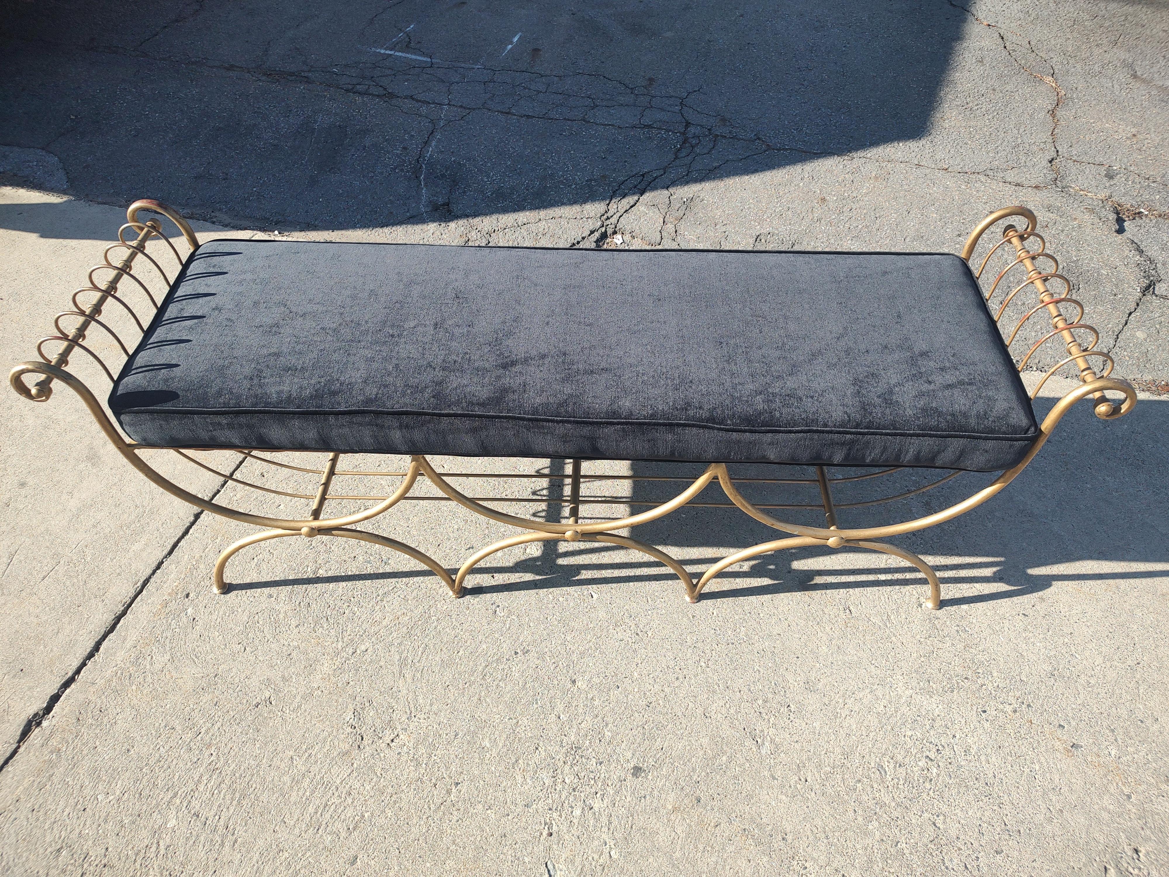Hollywood Regency Mid Century Gilt Iron Double Bench w New Upholstered Cushion  For Sale 4