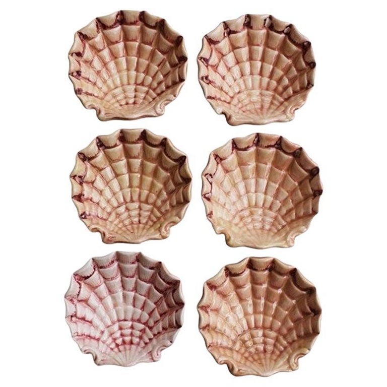 Set of 6 Hollywood Regency Mini Ceramic Sea Shell Bowls, 20th Century, offered by Scout Studios  