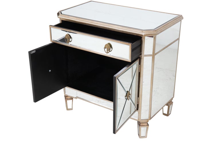 Hollywood Regency Mirrored For Sale at 1stDibs