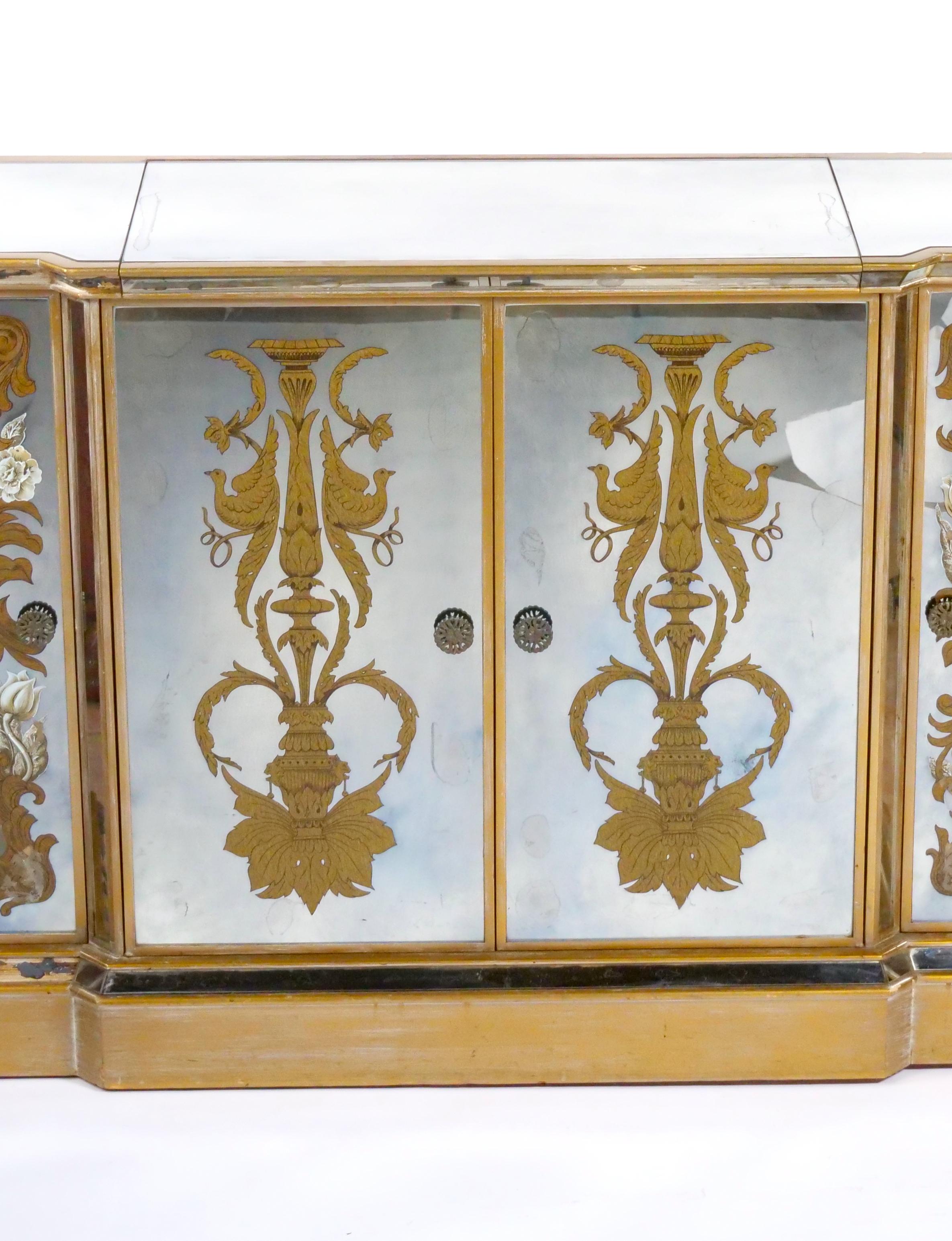20th Century Hollywood Regency Mirrored Eglomise Bar / Credenza / Server For Sale