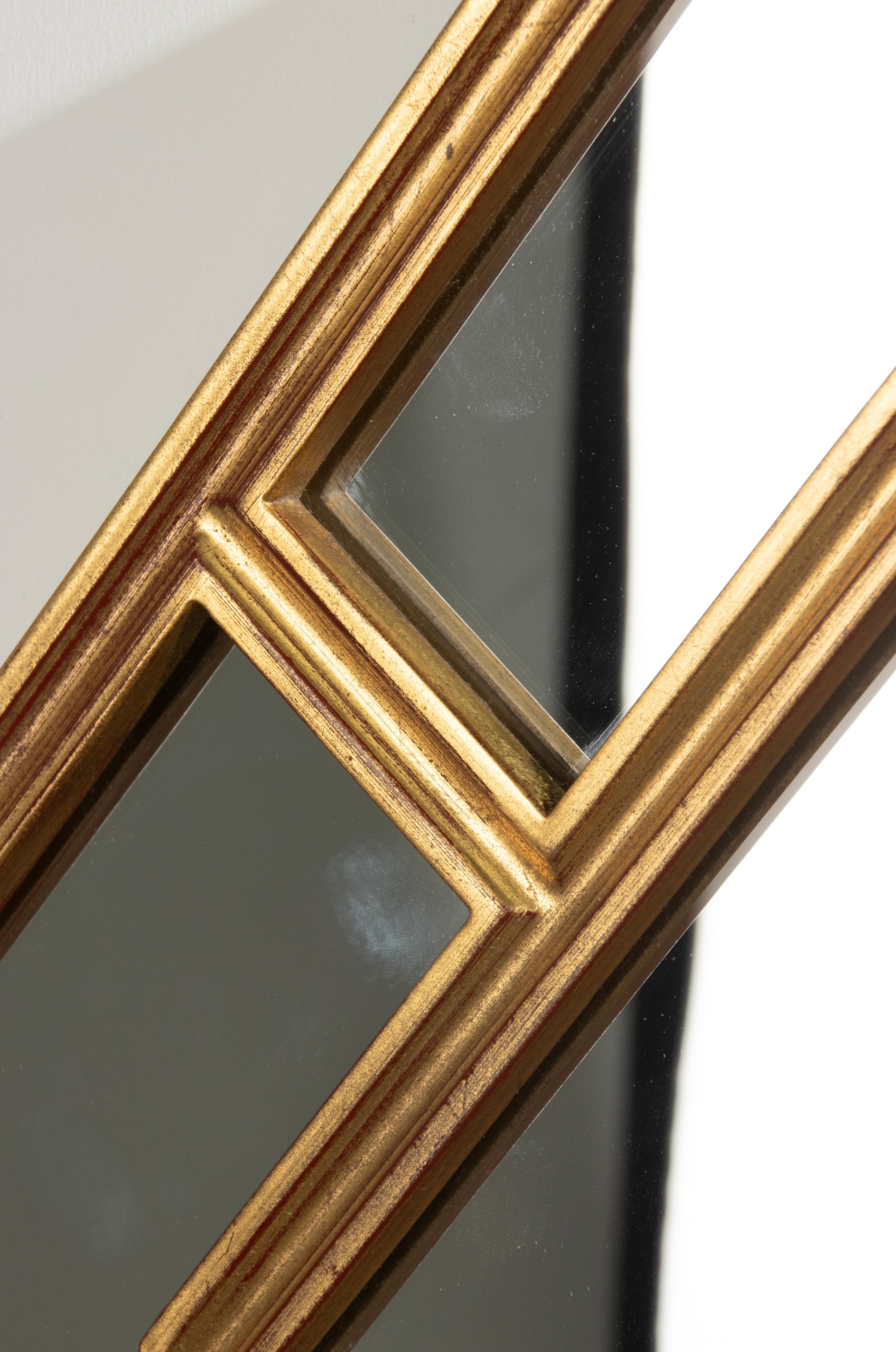 Miroir mural octogonal en résine dorée de style Hollywood Regency moderne par DeKnudt en vente 14