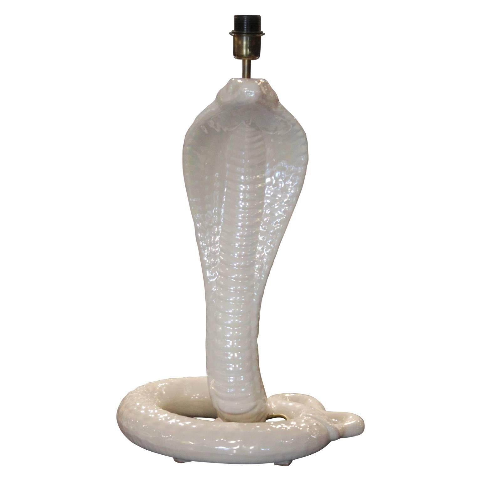 Hollywood Regency Modern Tommaso Barbi Pearlescent White Cobra Snake Table Lamp