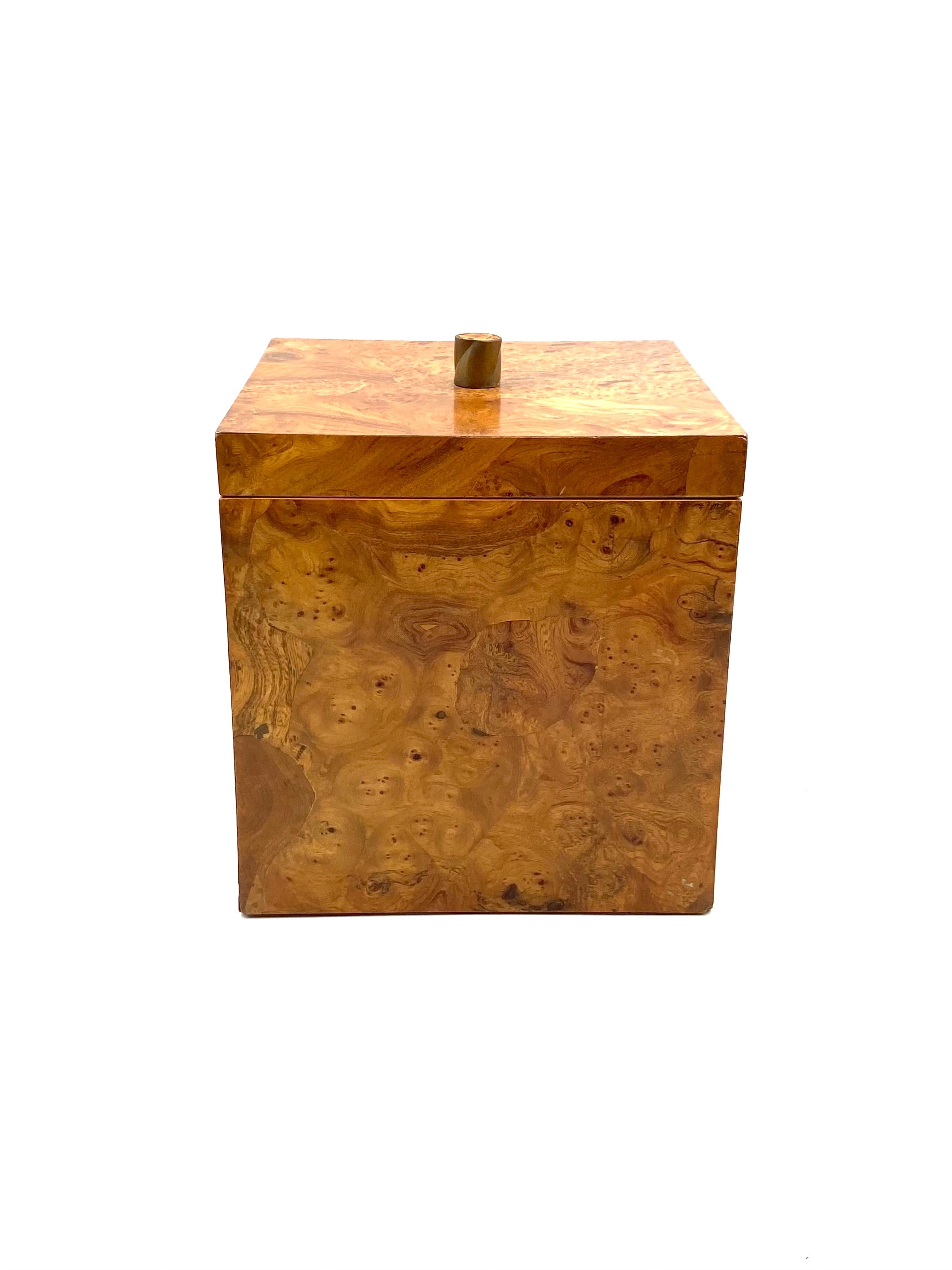 Hollywood regency monumental burl wood and brass ice bucket, Italy 1970s For Sale 4