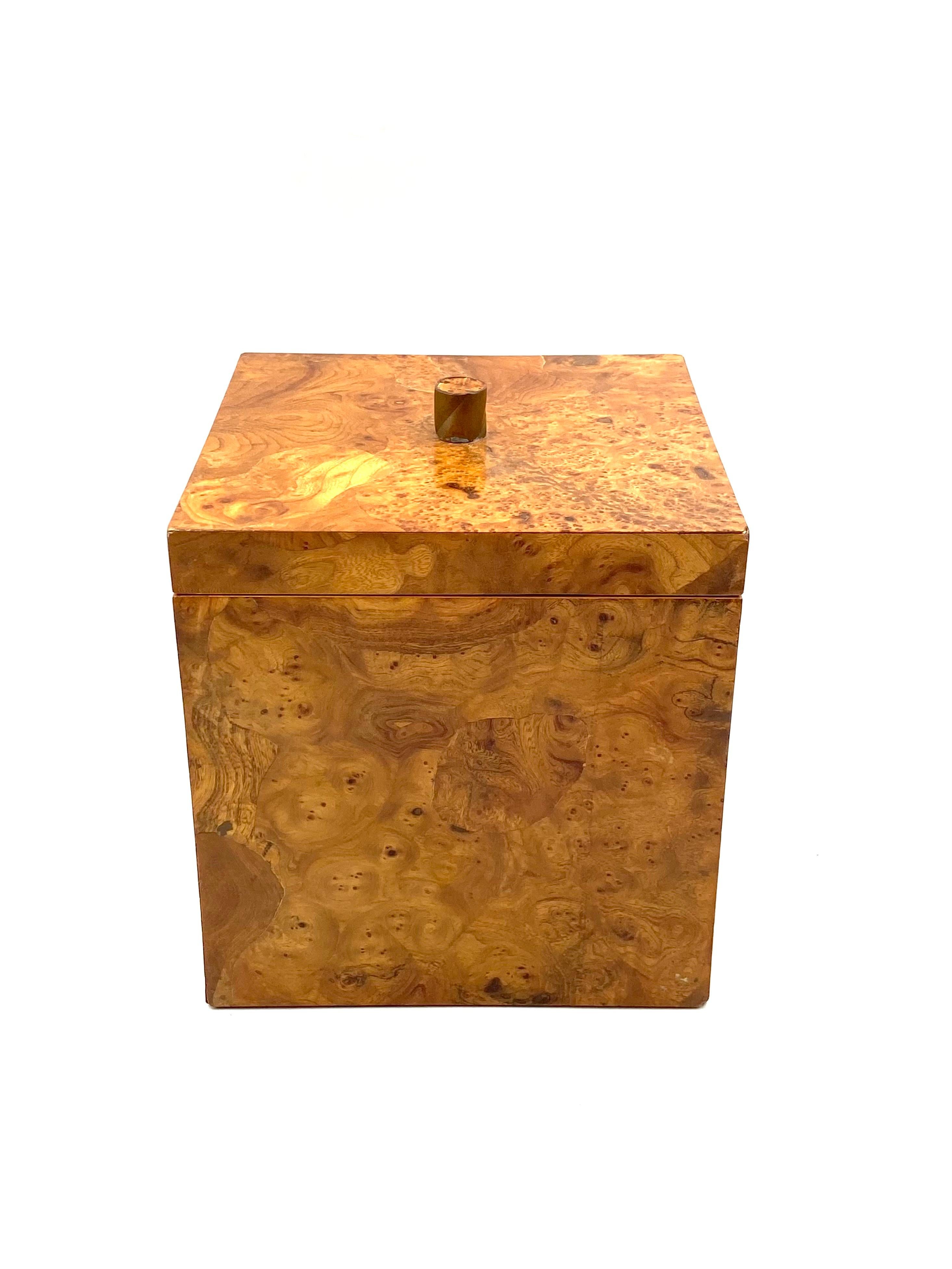 Hollywood regency monumental burl wood and brass ice bucket, Italy 1970s For Sale 11