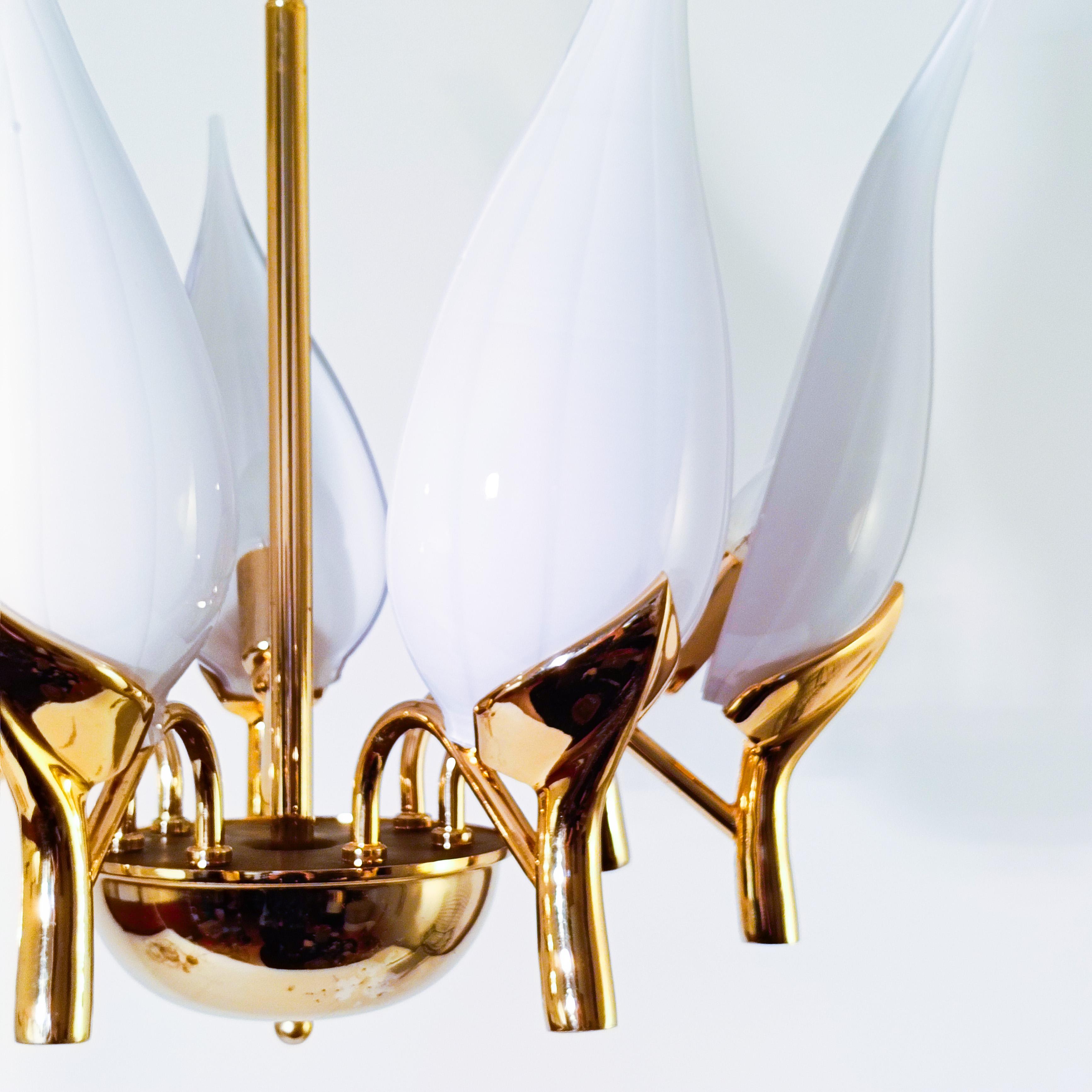 Hollywood Regency. Murano-Glasblätter-Kronleuchter von F. Fabbian, Italien, 1970er Jahre im Zustand „Gut“ im Angebot in SANT ADRIÀ DE BESÒS, ES