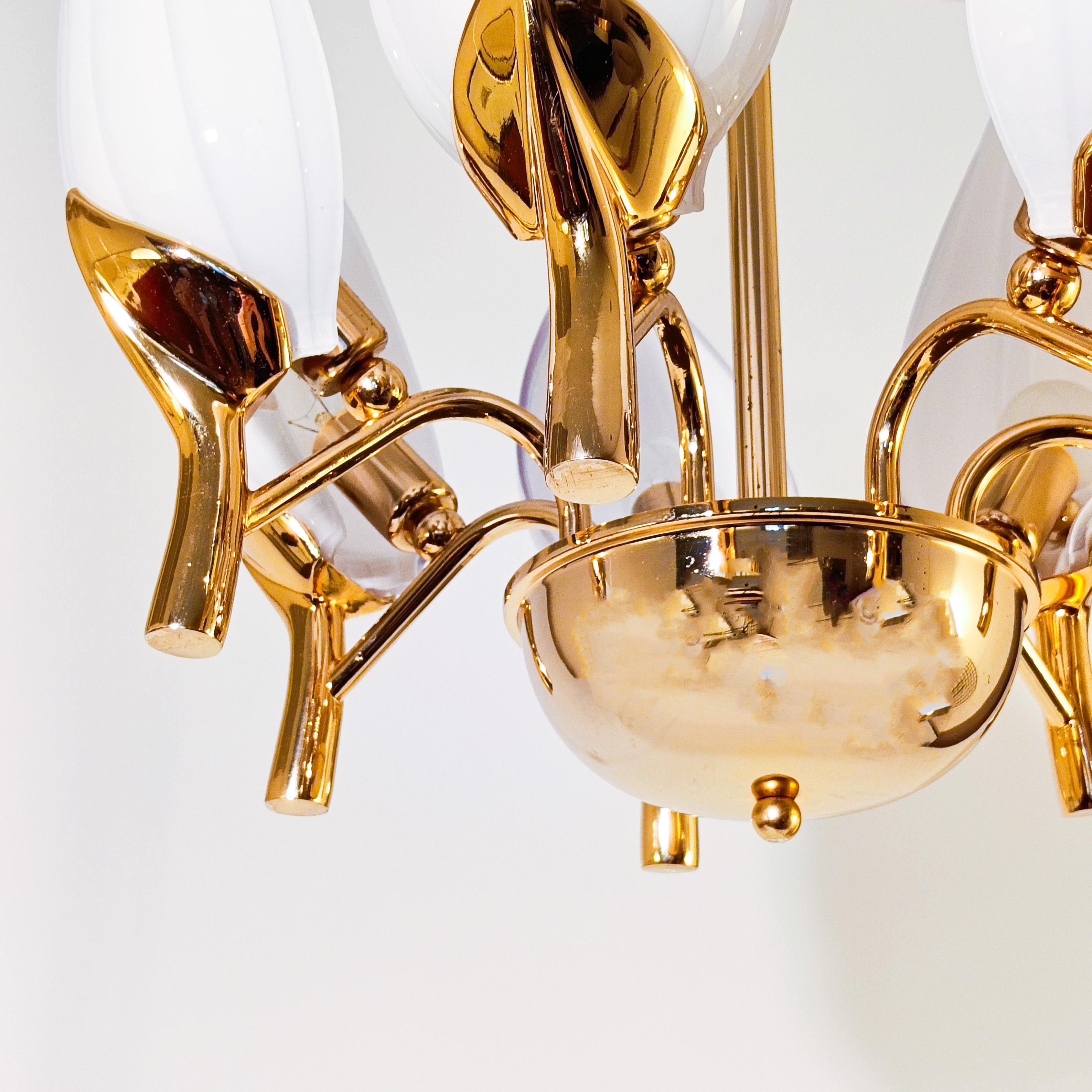 Hollywood Regency. Murano-Glasblätter-Kronleuchter von F. Fabbian, Italien, 1970er Jahre (Ende des 20. Jahrhunderts) im Angebot