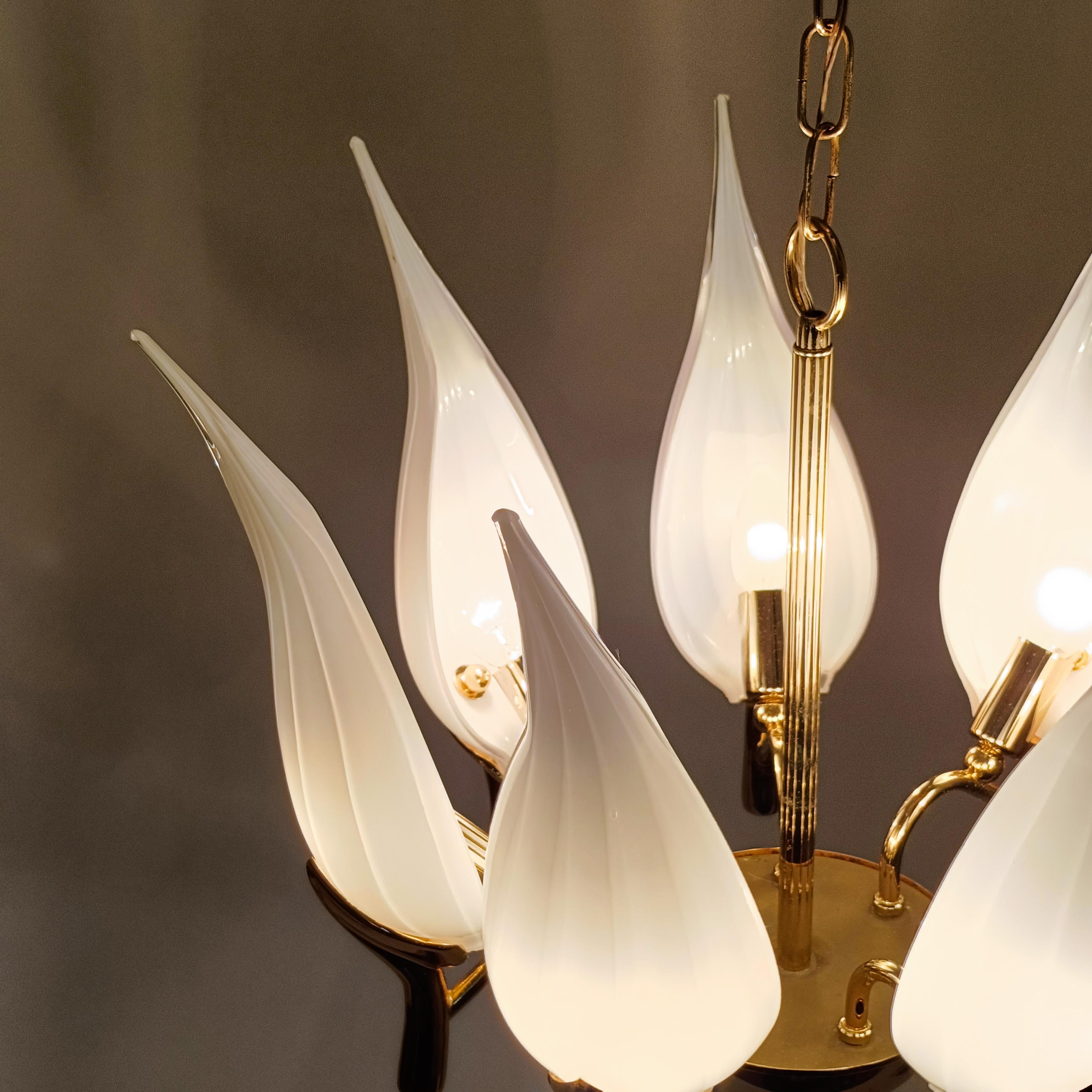 Hollywood Regency. Murano-Glasblätter-Kronleuchter von F. Fabbian, Italien, 1970er Jahre im Angebot 2