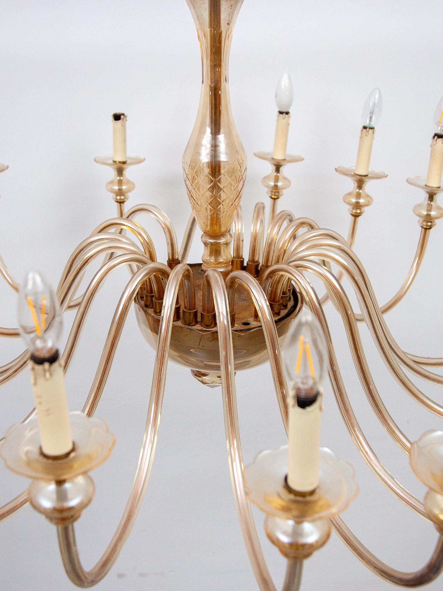 Lustre en verre ambré à dix-huit bras, Hollywood Regency Murano, années 1950 en vente 5