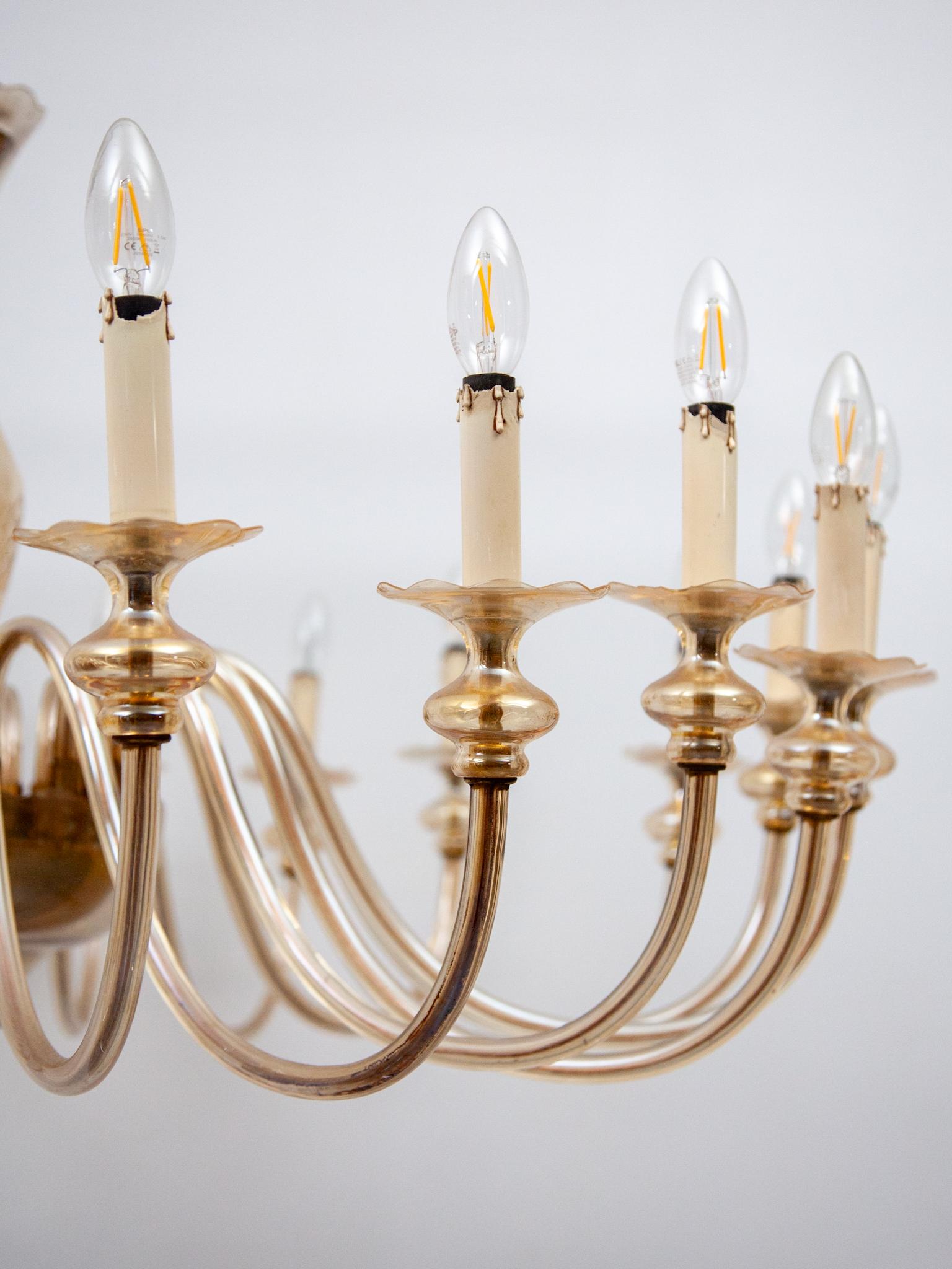 Lustre en verre ambré à dix-huit bras, Hollywood Regency Murano, années 1950 en vente 8