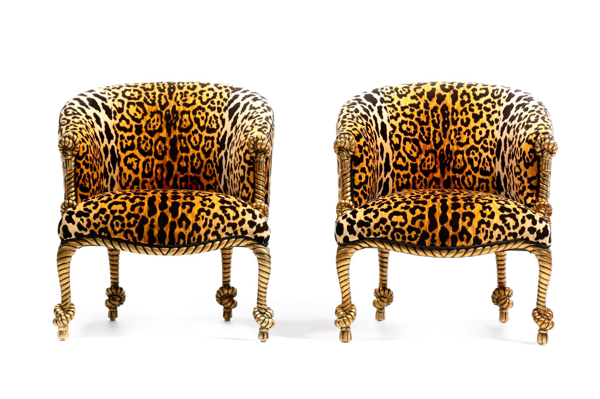 Velluto Poltrone e pouf in corda e nappe dorate in stile Hollywood Regency Napoleone III in vendita