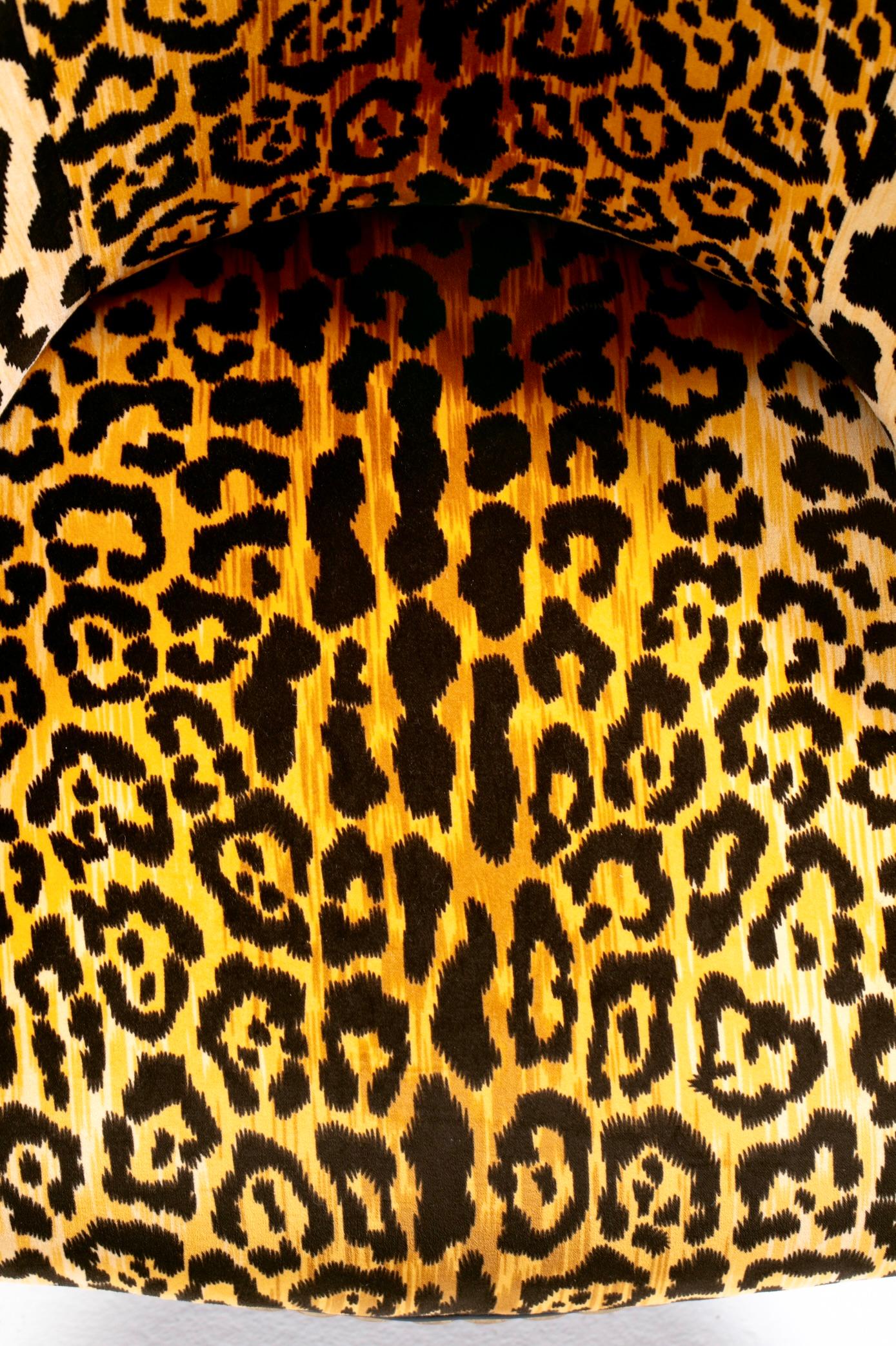 Sedie Hollywood Regency stile Napoleone III con corda e nappe dorate in velluto leopardato in vendita 4