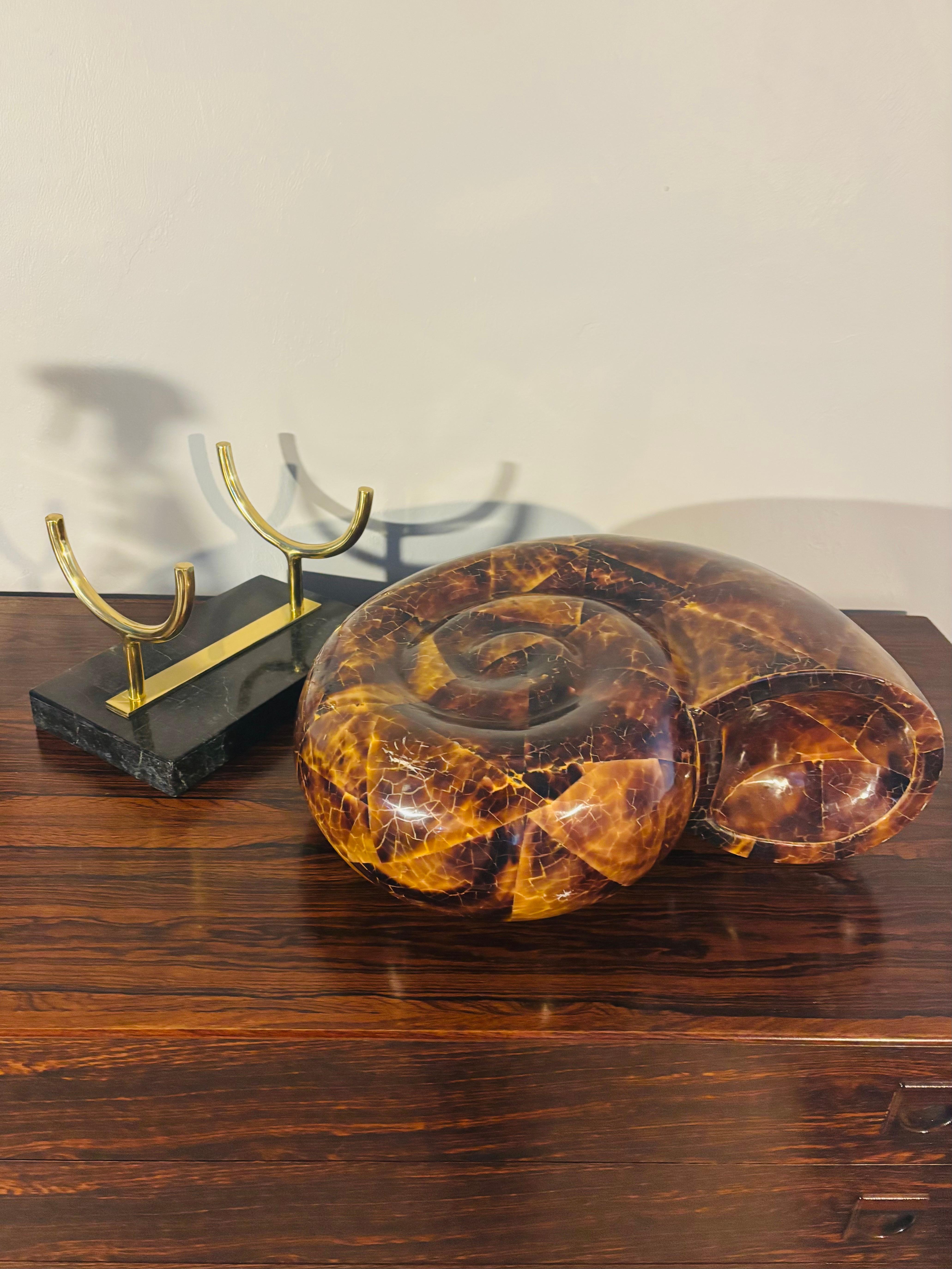 Hollywood Regency Nautilus Shell in Coconut Shell with Stand In Good Condition In Boynton Beach, FL