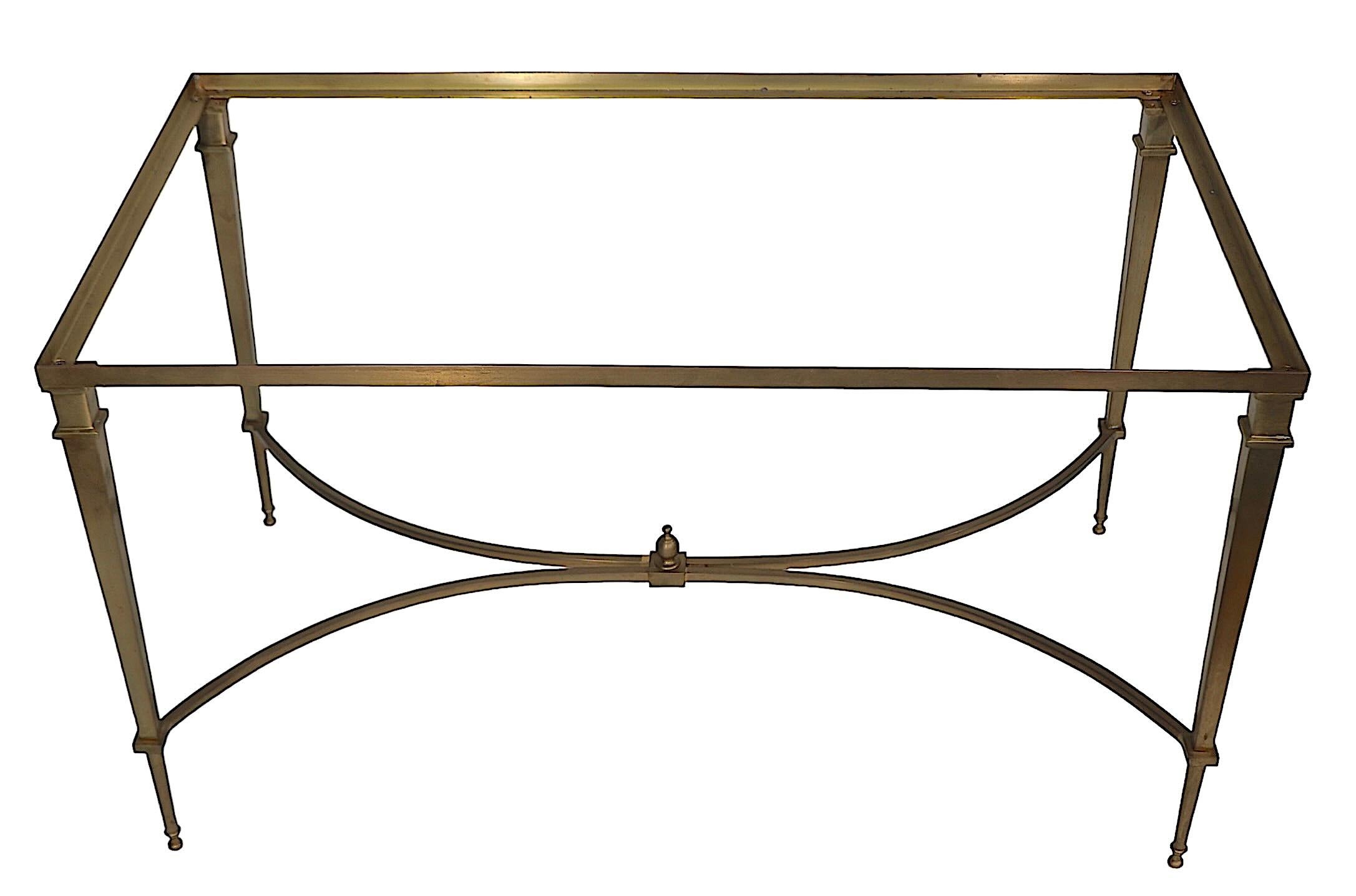 Hollywood Regency Neoclassic Style Brass and Granite Coffee Table c 1960/70's  In Good Condition For Sale In New York, NY
