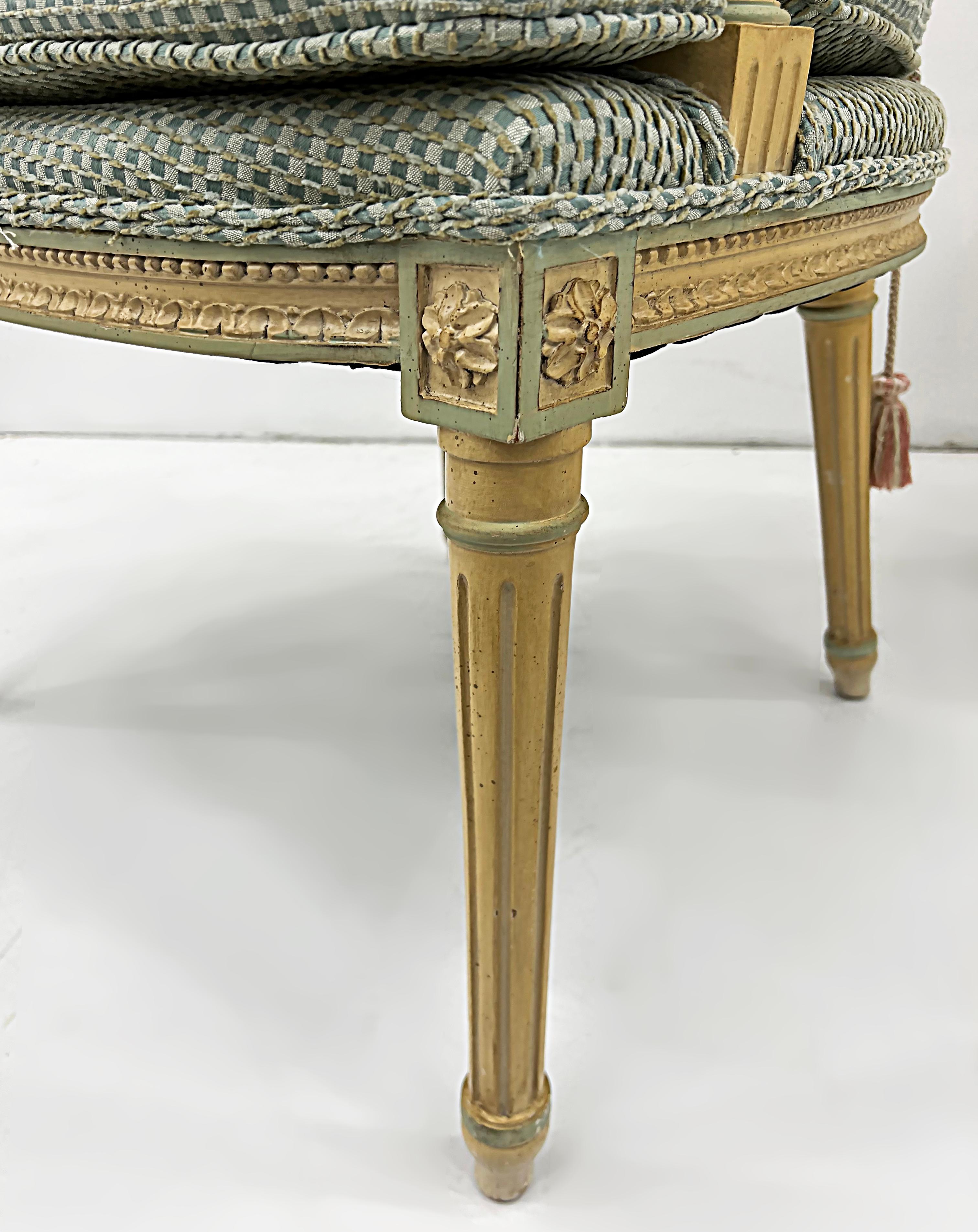 Hollywood Regency-Sessel im neoklassischen Stil mit hoher Rückenlehne im Angebot 5