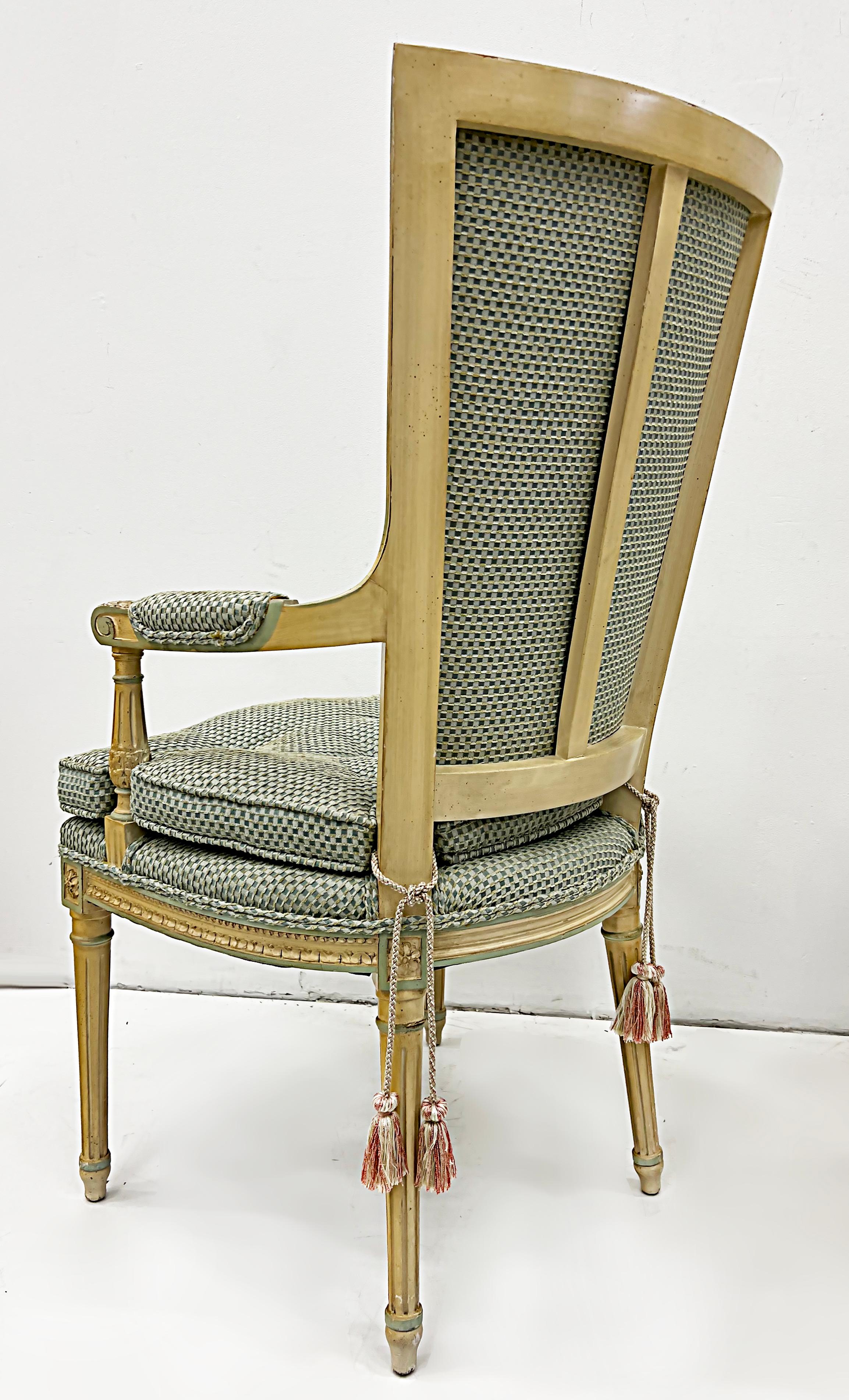 Hollywood Regency-Sessel im neoklassischen Stil mit hoher Rückenlehne im Angebot 1