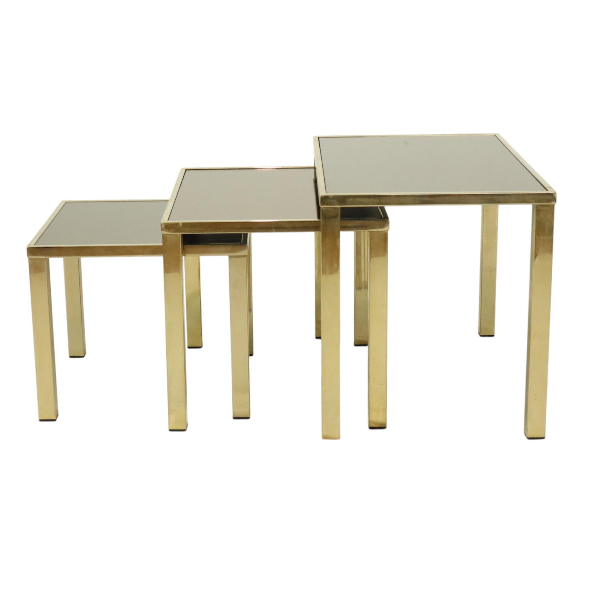 Mesas nido Hollywood Regency Belgo Chrome chapadas en oro de 23 quilates Dorado en venta