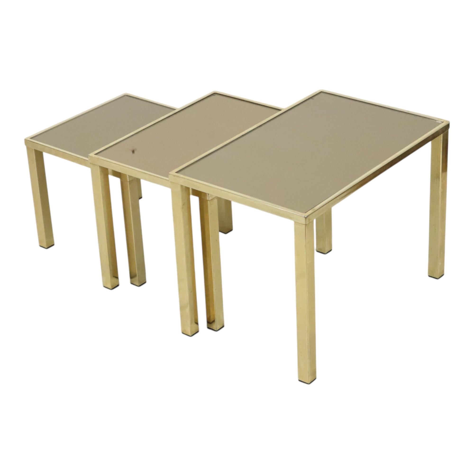 Mesas nido Hollywood Regency Belgo Chrome chapadas en oro de 23 quilates Metal en venta