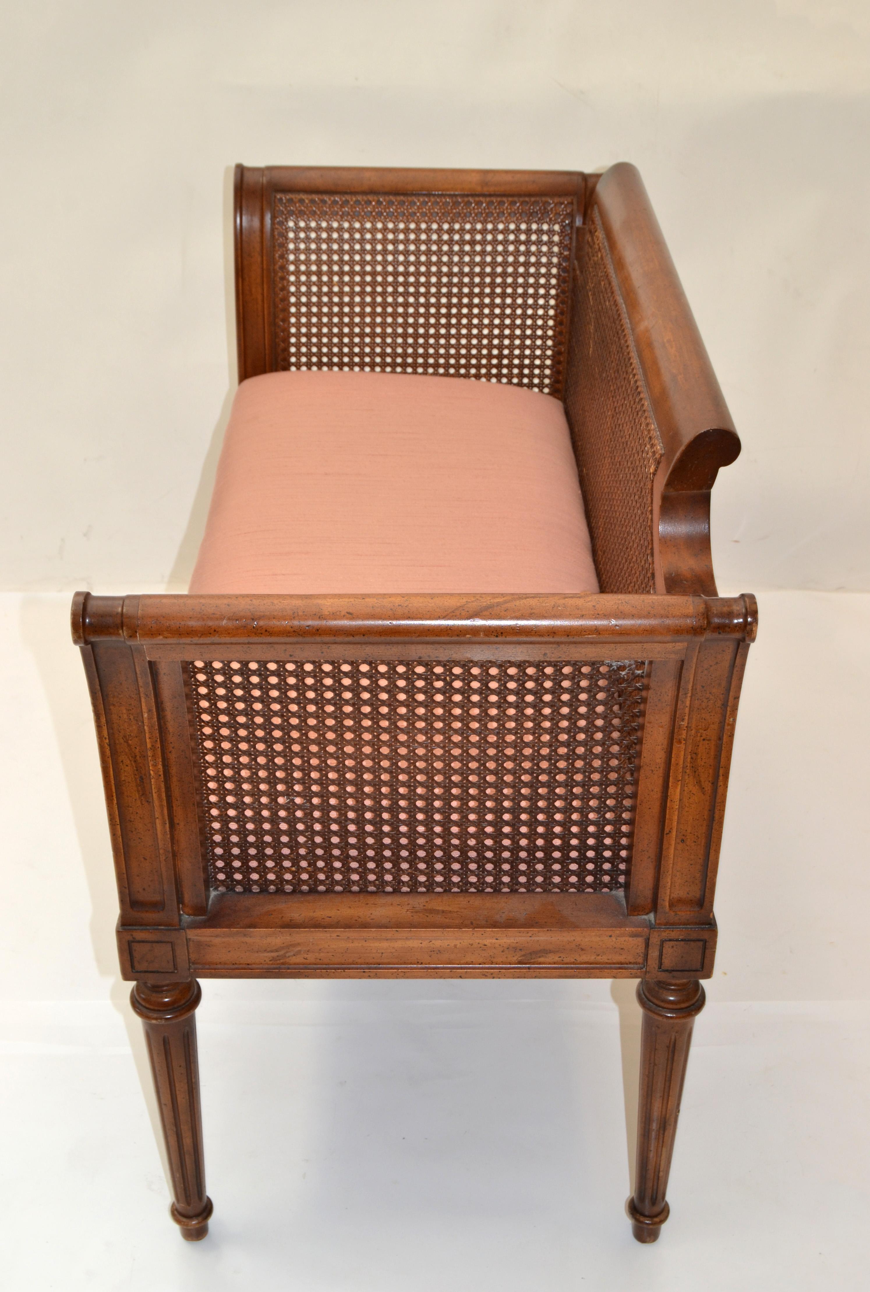 Hand-Carved Hollywood Regency Oak Classic Bench Turned Legs & Carved Decor Handwoven Cane    For Sale