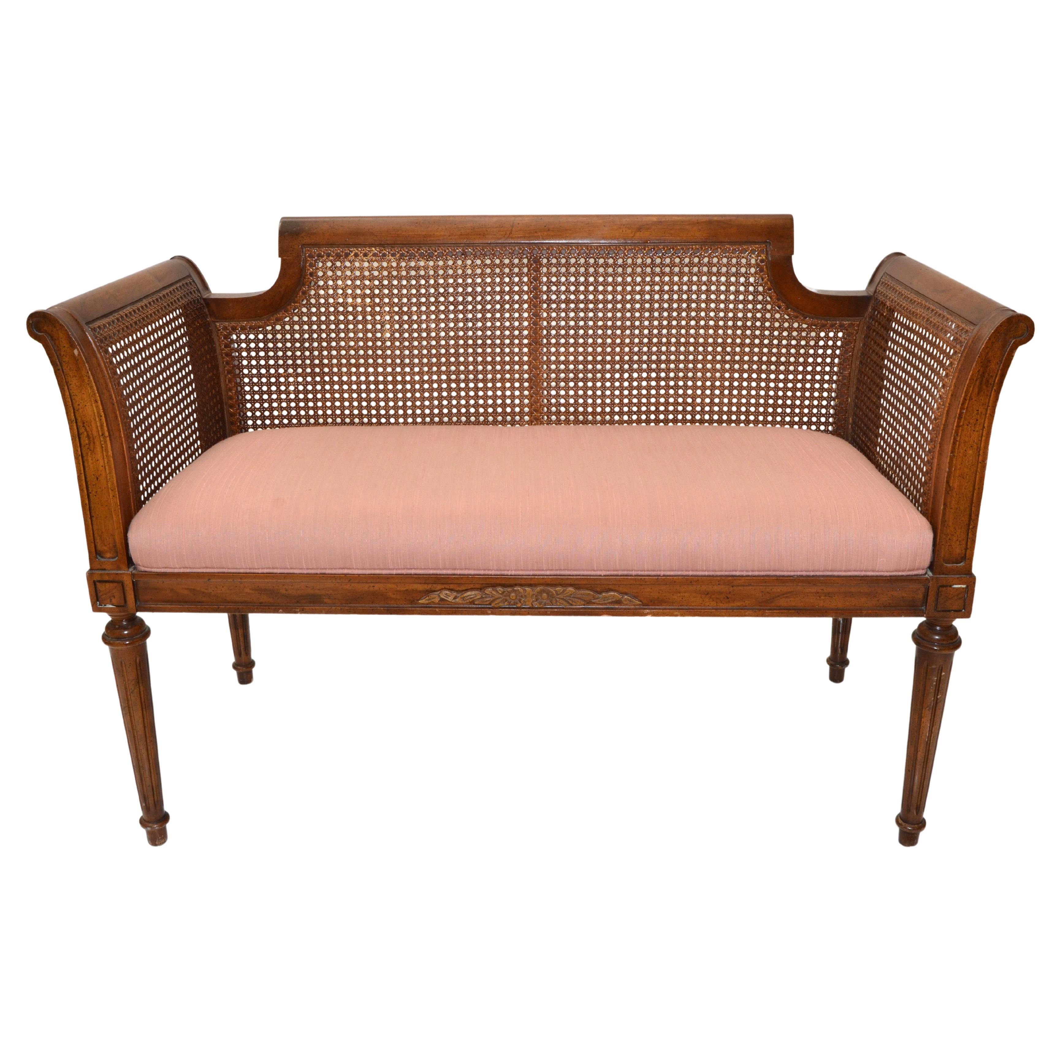 Hollywood Regency Oak Classic Bench Turned Legs & Carved Decor Handwoven Cane    For Sale