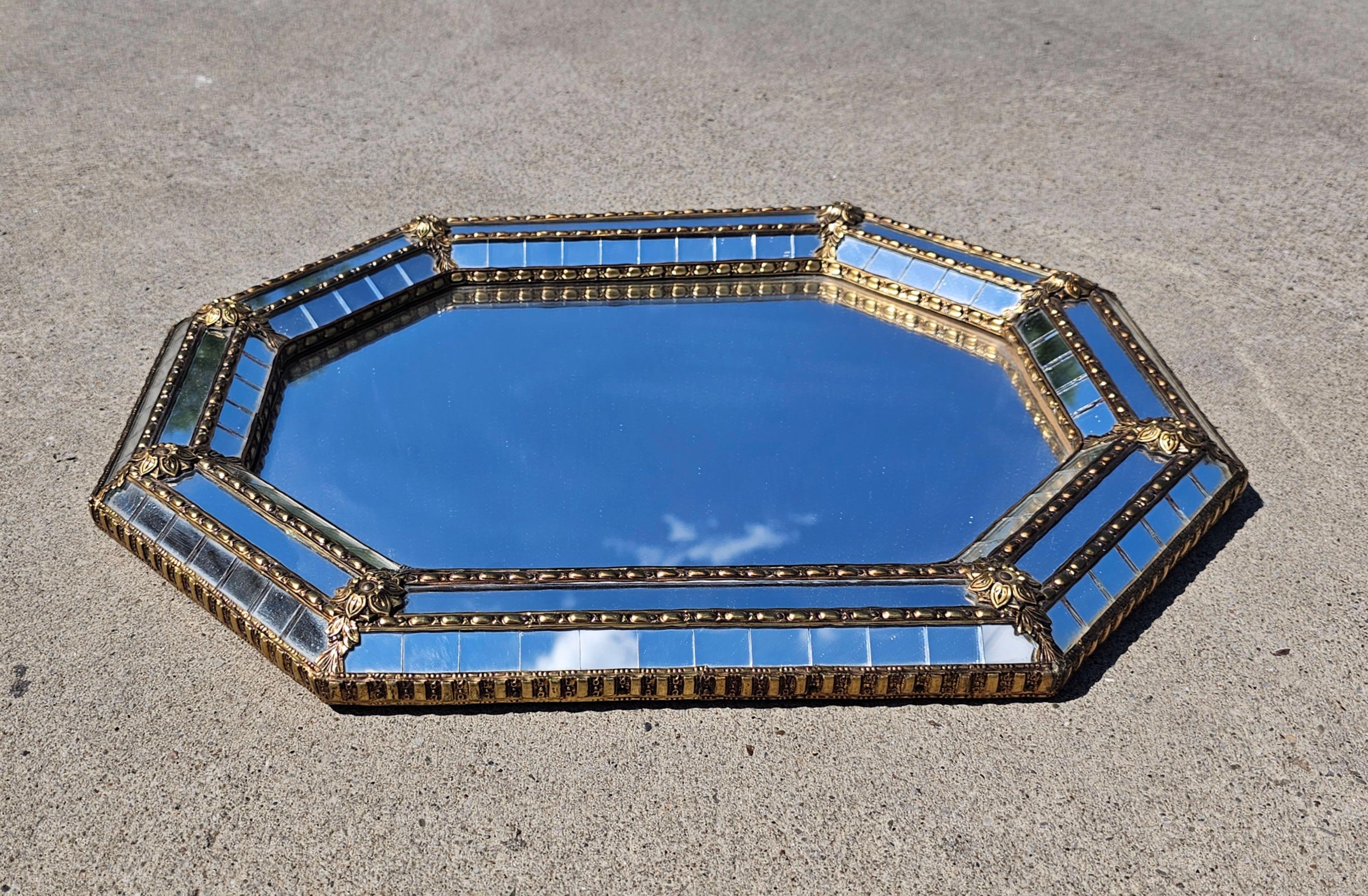 Hollywood Regency Octagonal Mirror with Brass Floral Accent, Italy 1970s For Sale 2