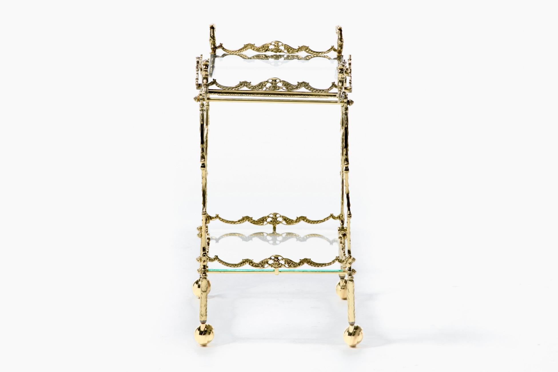 Hollywood Regency Ornate Chinoiserie Polished Brass Bar Cart c. 1955 For Sale 3