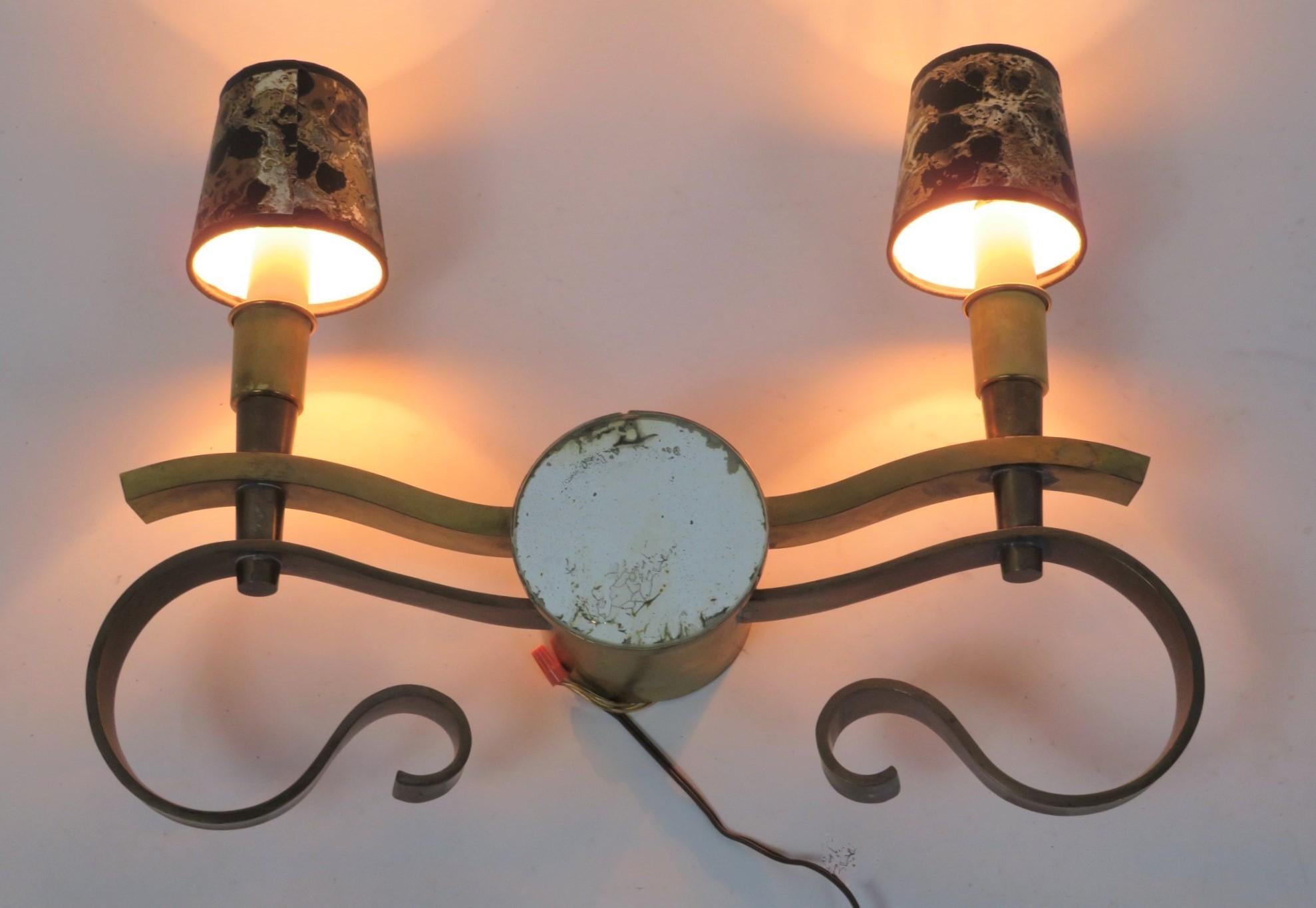 Hollywood Regency Coppia di lampade Art Deco francesi a 2 luci in bronzo 1930. in vendita 12