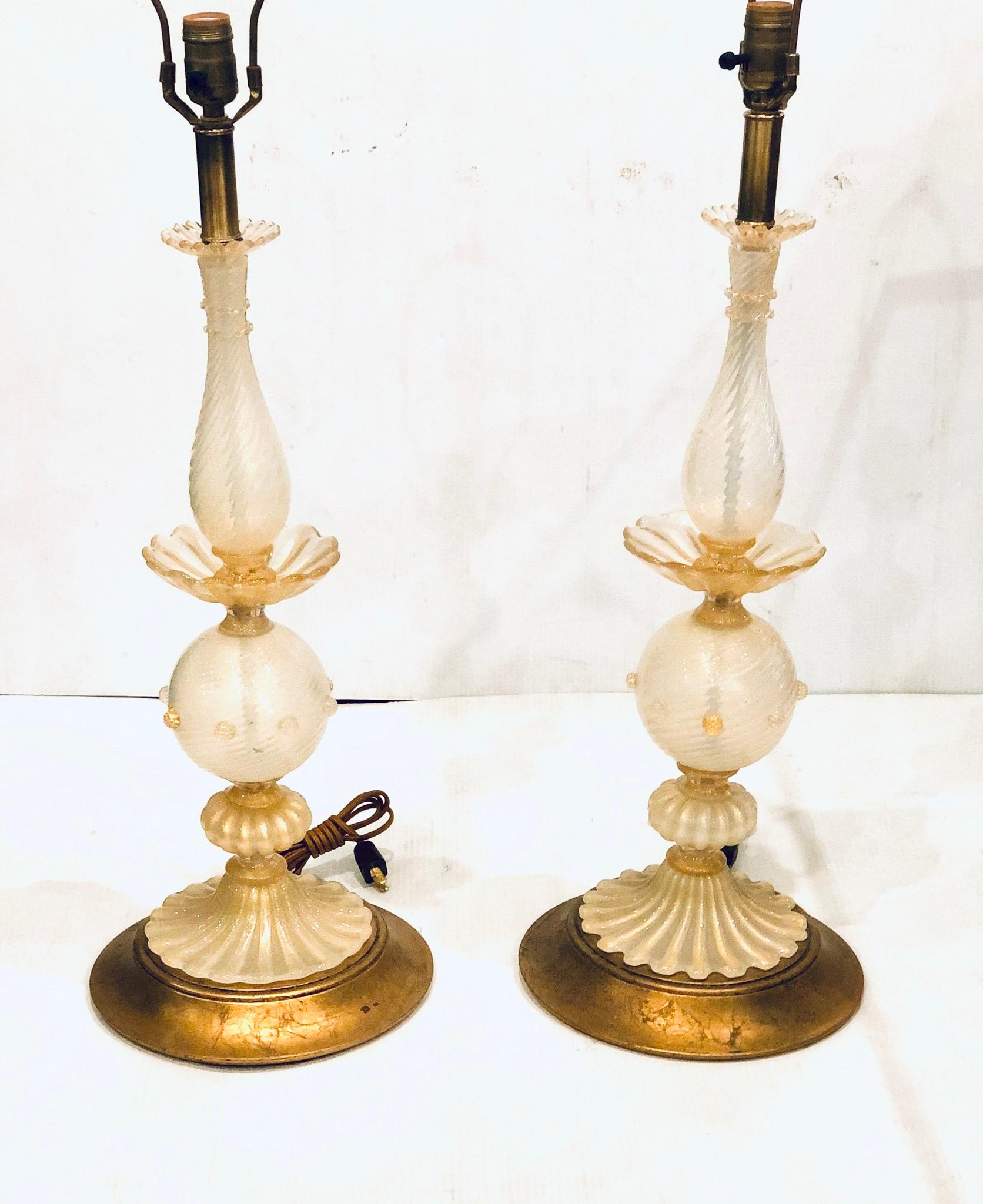 Hollywood Regency Pair of Tall Murano Lamps with Gold Leaf Bases In Excellent Condition For Sale In San Diego, CA