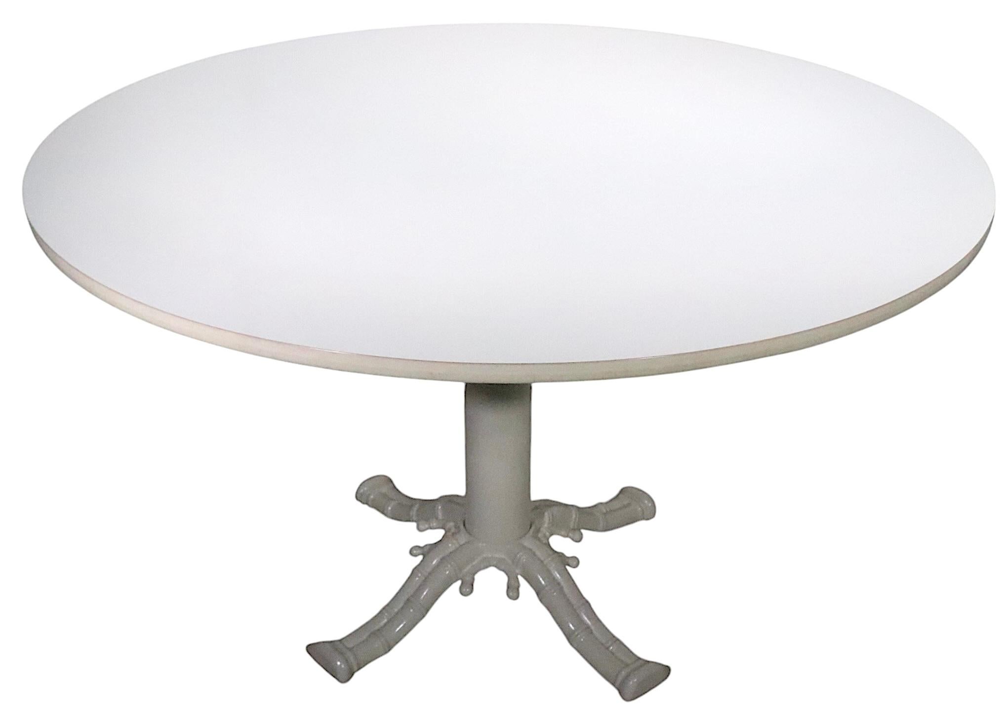 Table de salle à manger de style Hollywood Regency Palm Beach Modern Dinette de Kessler en vente 1