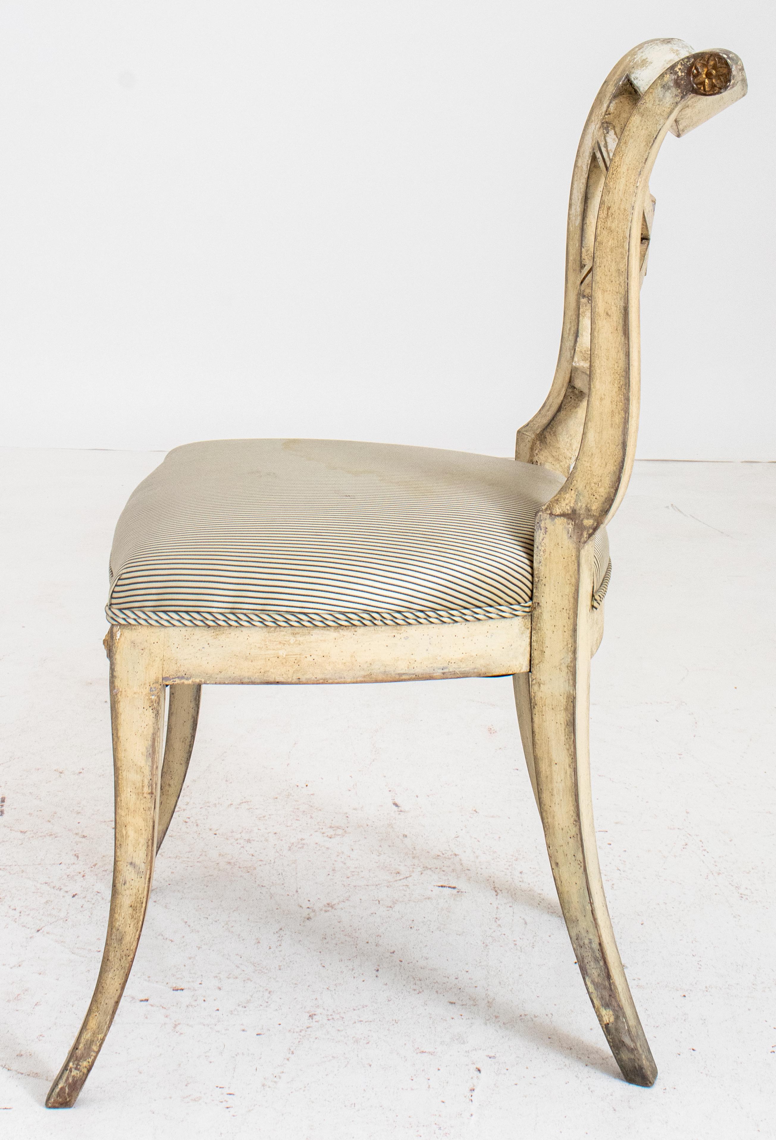 Hollywood Regency Parcel Gilt & Gesso Side Chair In Good Condition For Sale In New York, NY