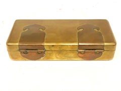 Hollywood Regency-Schmuckkästchen aus patiniertem Messing und Kupfer, hergestellt in Hongkong