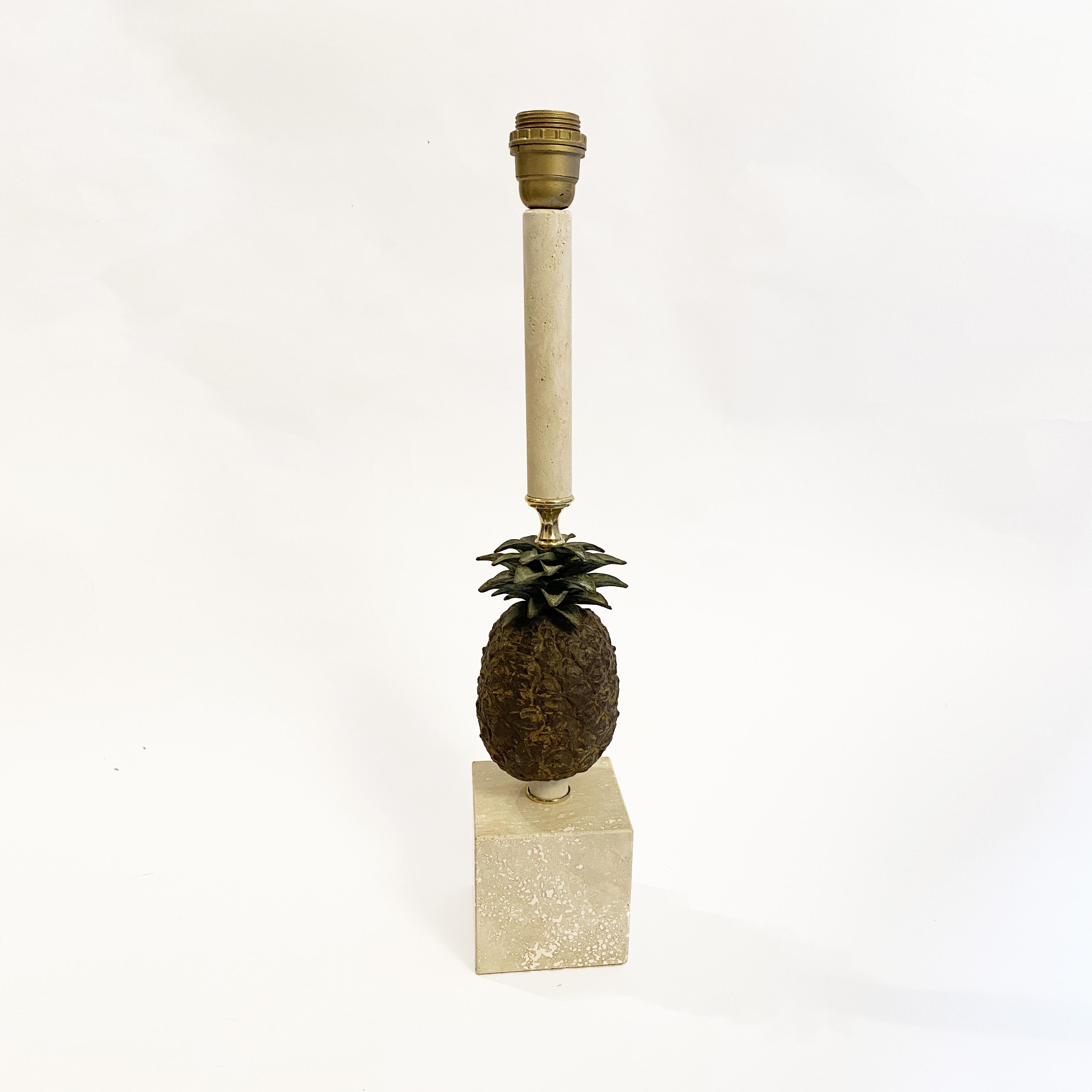 Hollywood Regency Pineapple table lamp in Patined Bronze and Travertine, 1970s.