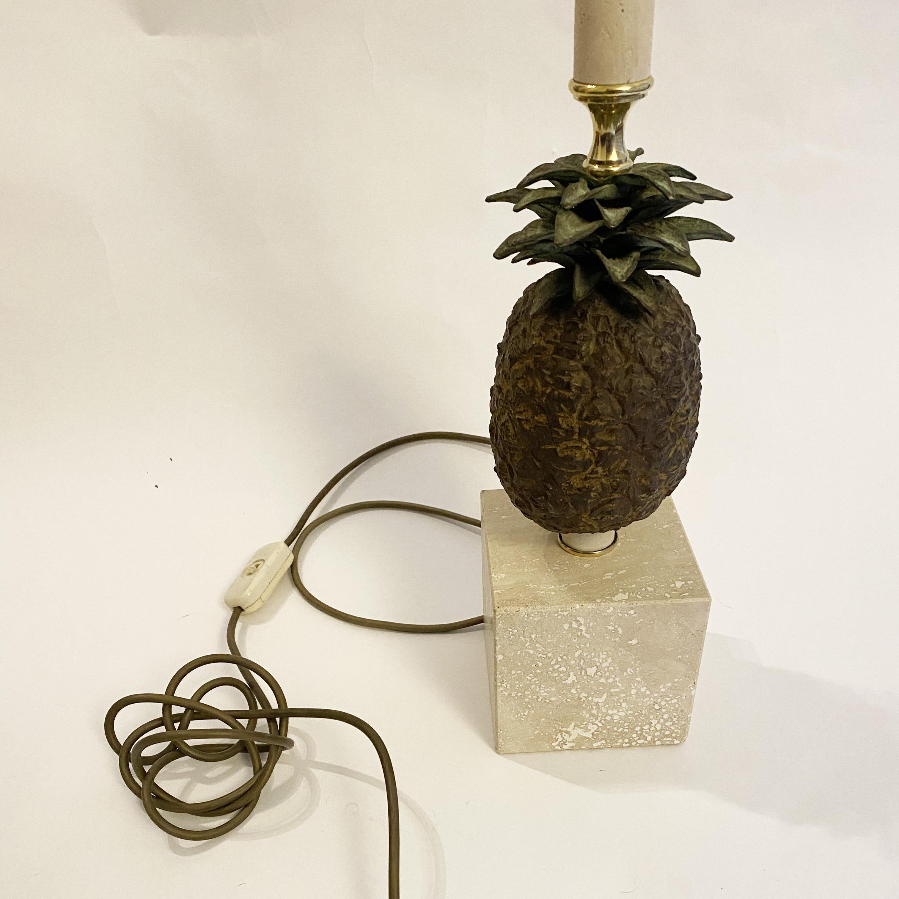 Hollywood Regency Pineapple Table Lamp in Patined Bronze and Travertine, 1970s In Good Condition For Sale In Lille, FR