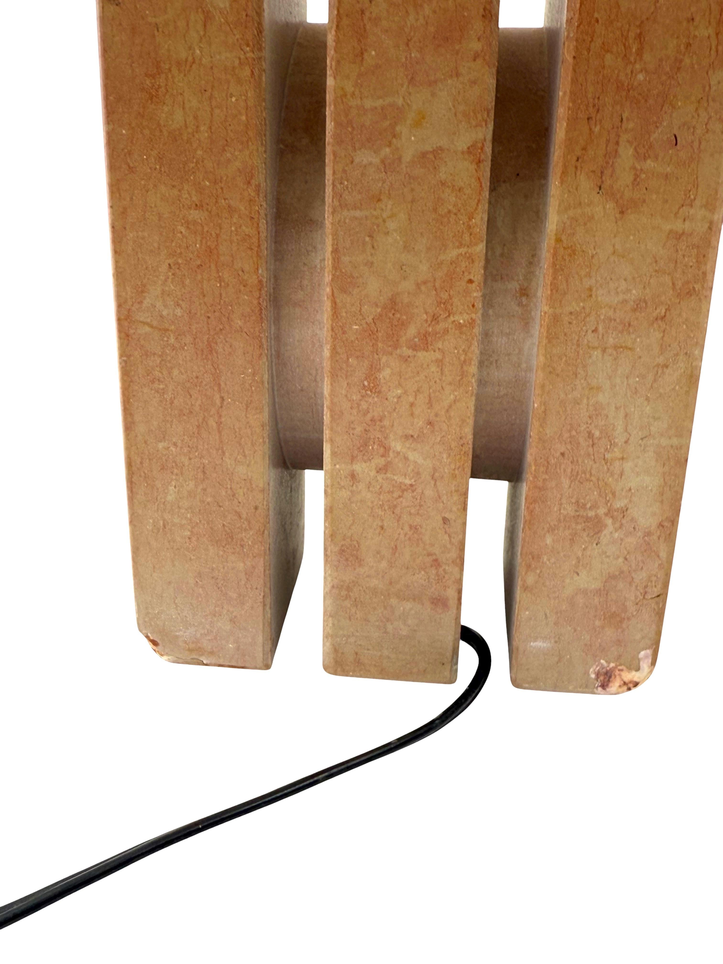 Hollywood regency pink marble set of 2 table lamps, France 1970s en venta 6