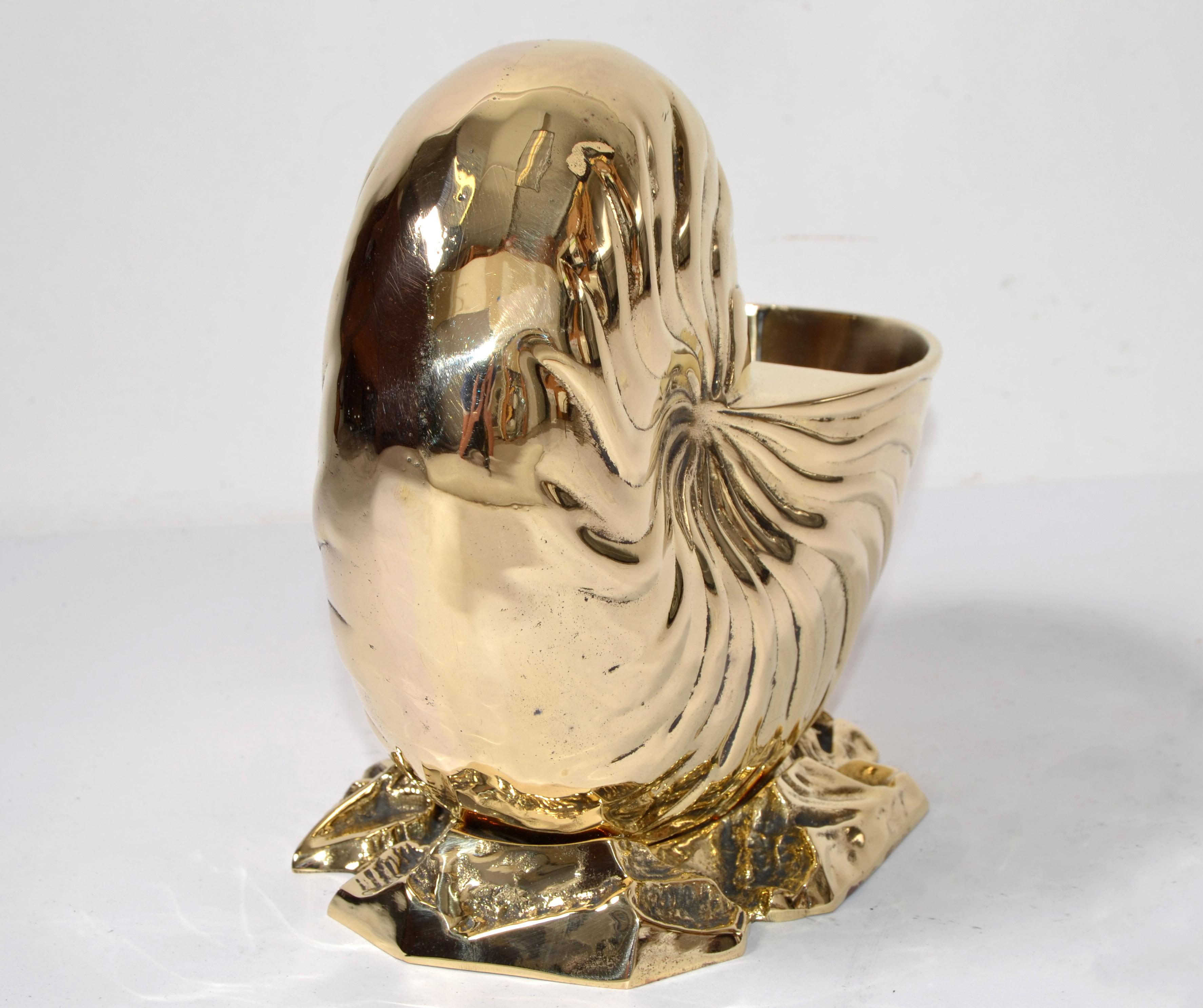 Hollywood Regency Polished Bronze Nautilus Seashell Footed Planter Nautical Art For Sale 5