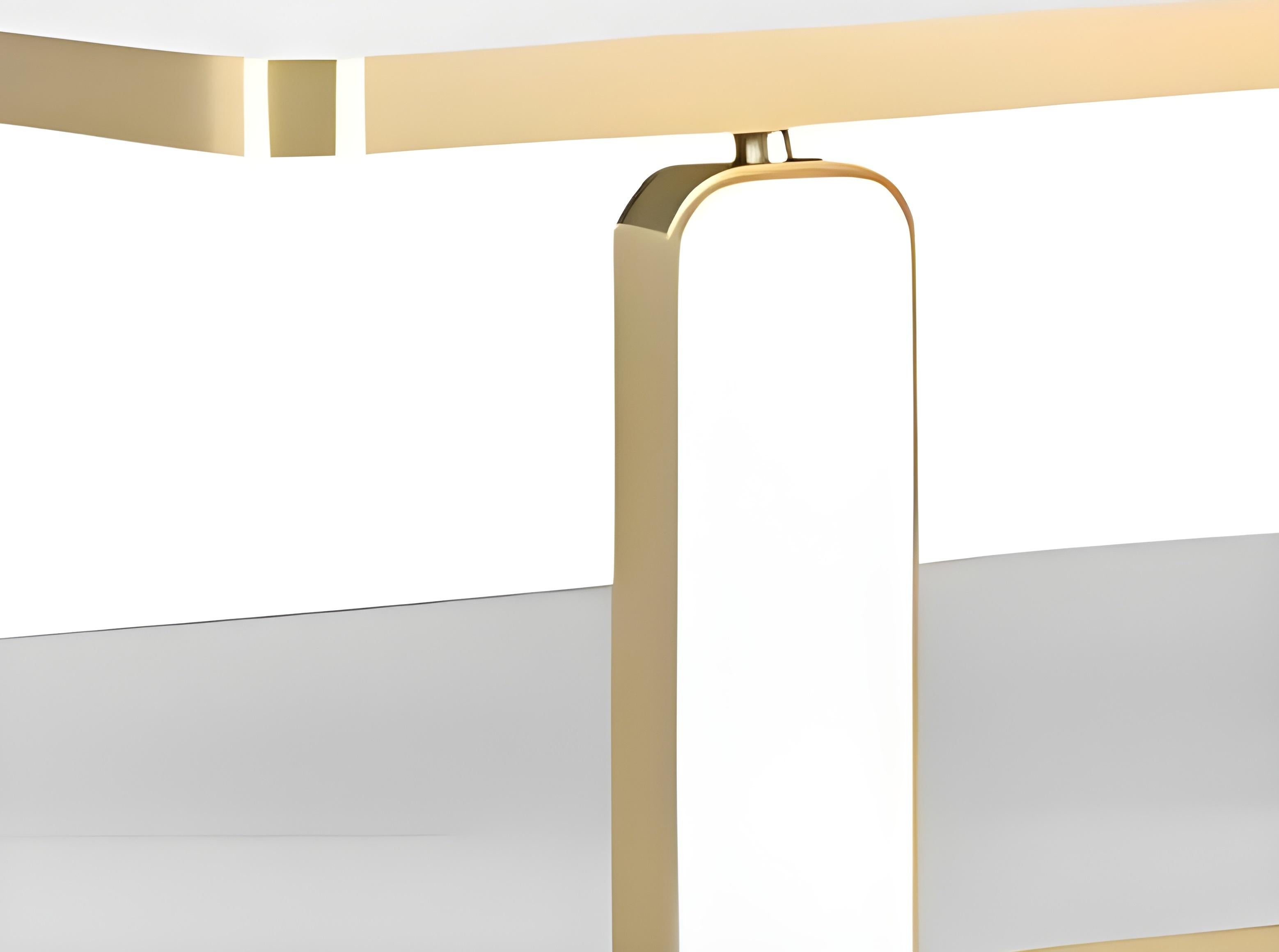 Hollywood Regency Rectangular Coffee Table In Brass and Marble By Jose De Castro Neuf - En vente à NEW YORK, NY