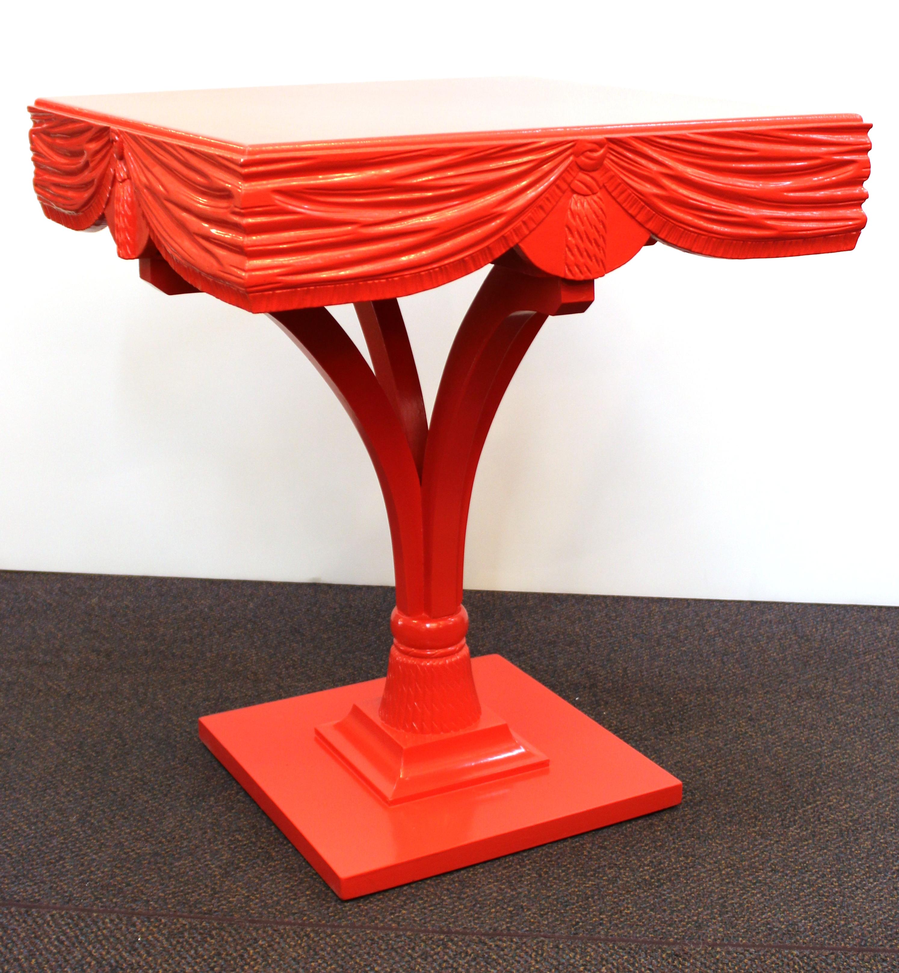 Hollywood Regency Red Side Tables with Sculpted Wood Drapery im Zustand „Gut“ in New York, NY