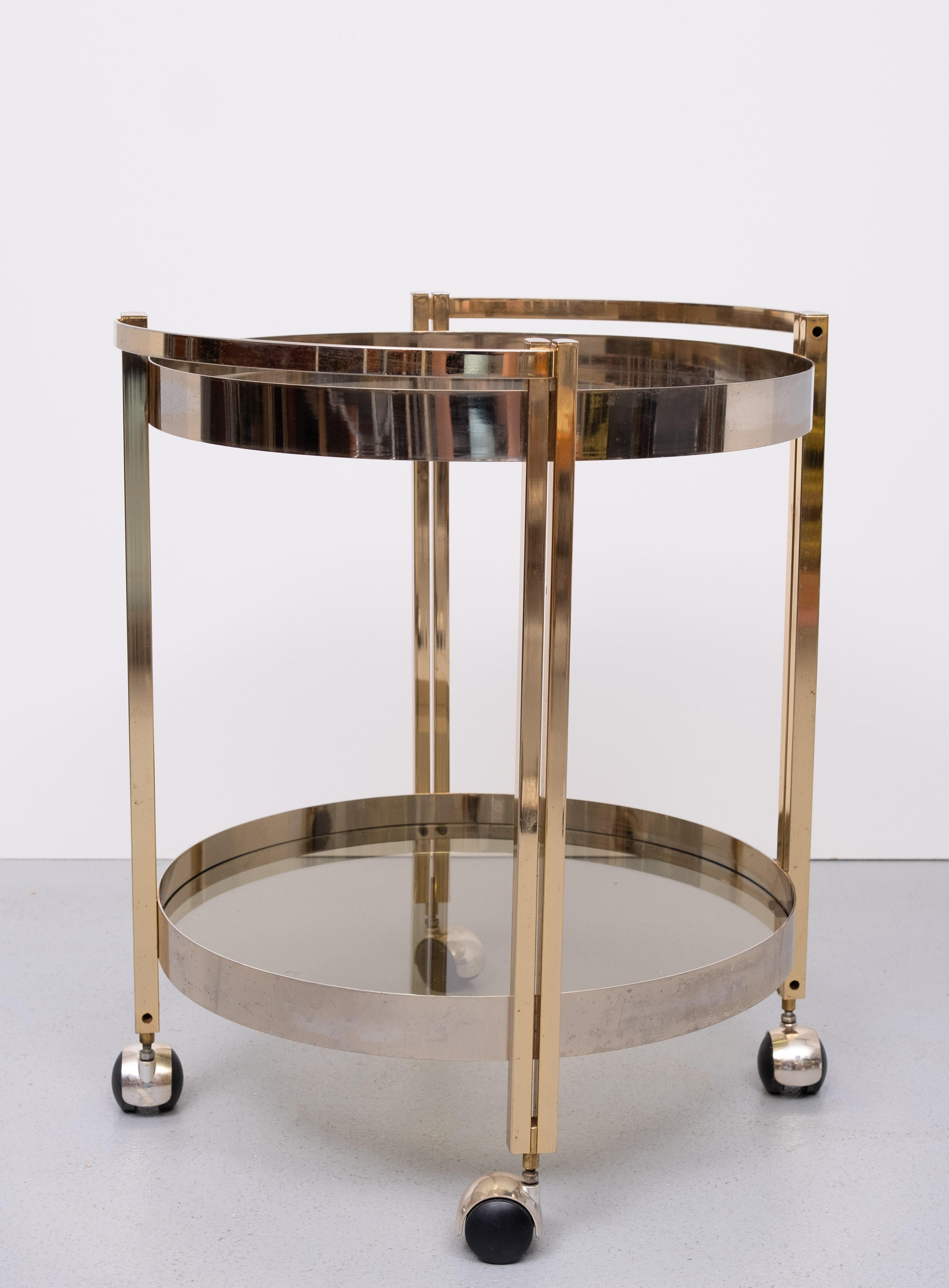 Fin du 20e siècle Hollywood Regency round Brass and Nickel Serving trolley  1970s en vente