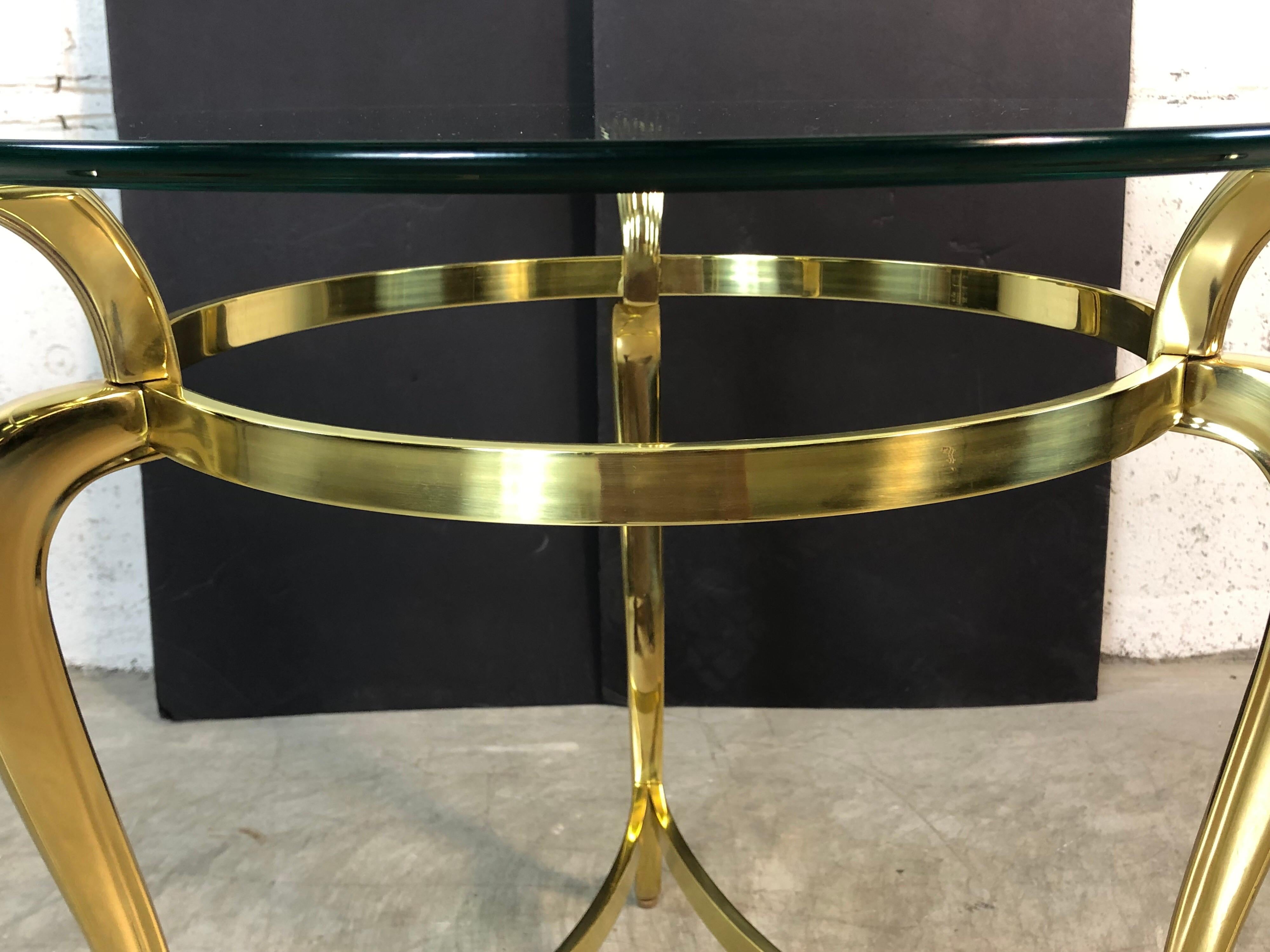 Hollywood Regency Round Brass and Glass Table In Good Condition For Sale In Amherst, NH