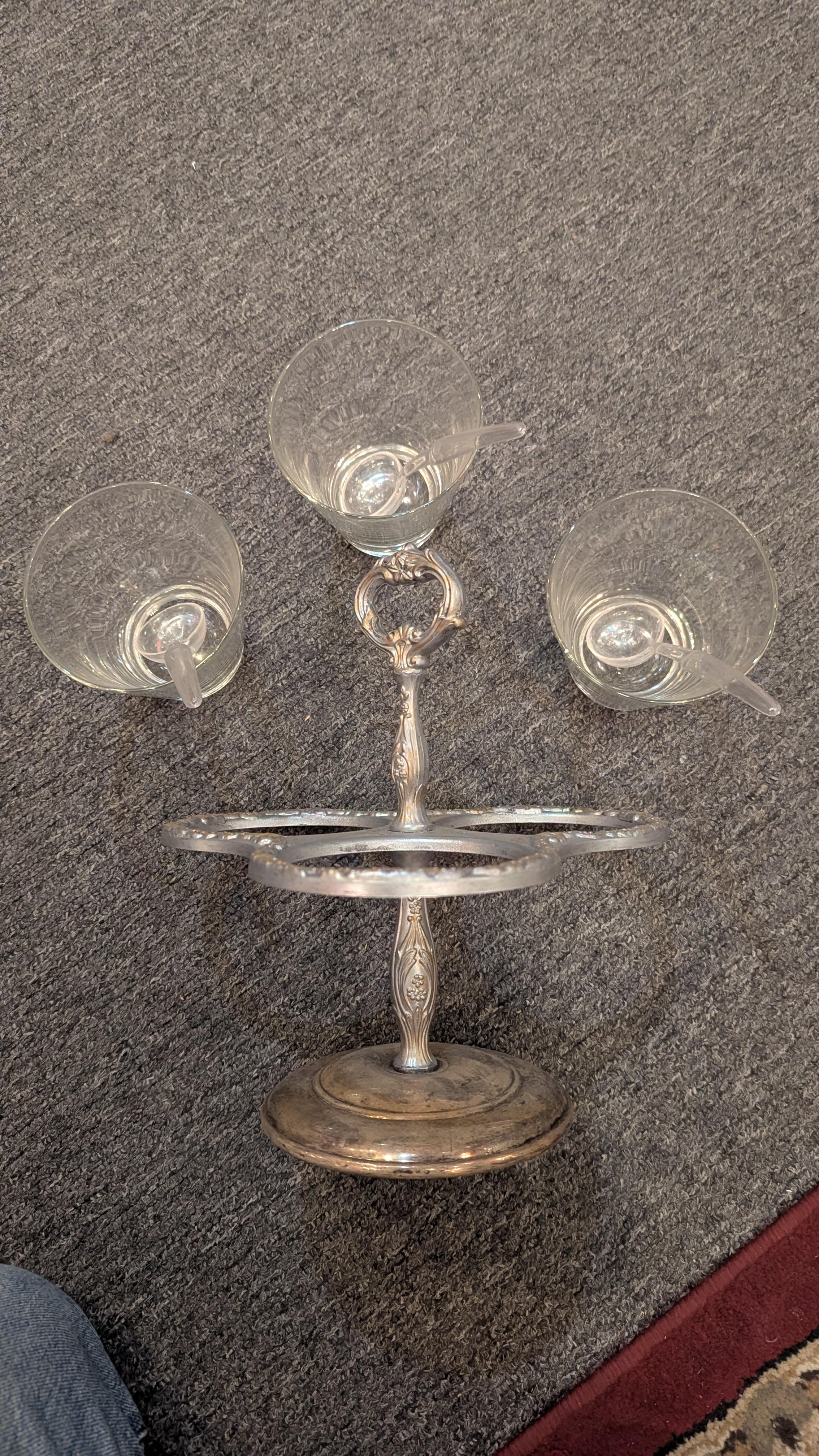 Hollywood Regency Sauce Server In Good Condition For Sale In Pueblo, CO