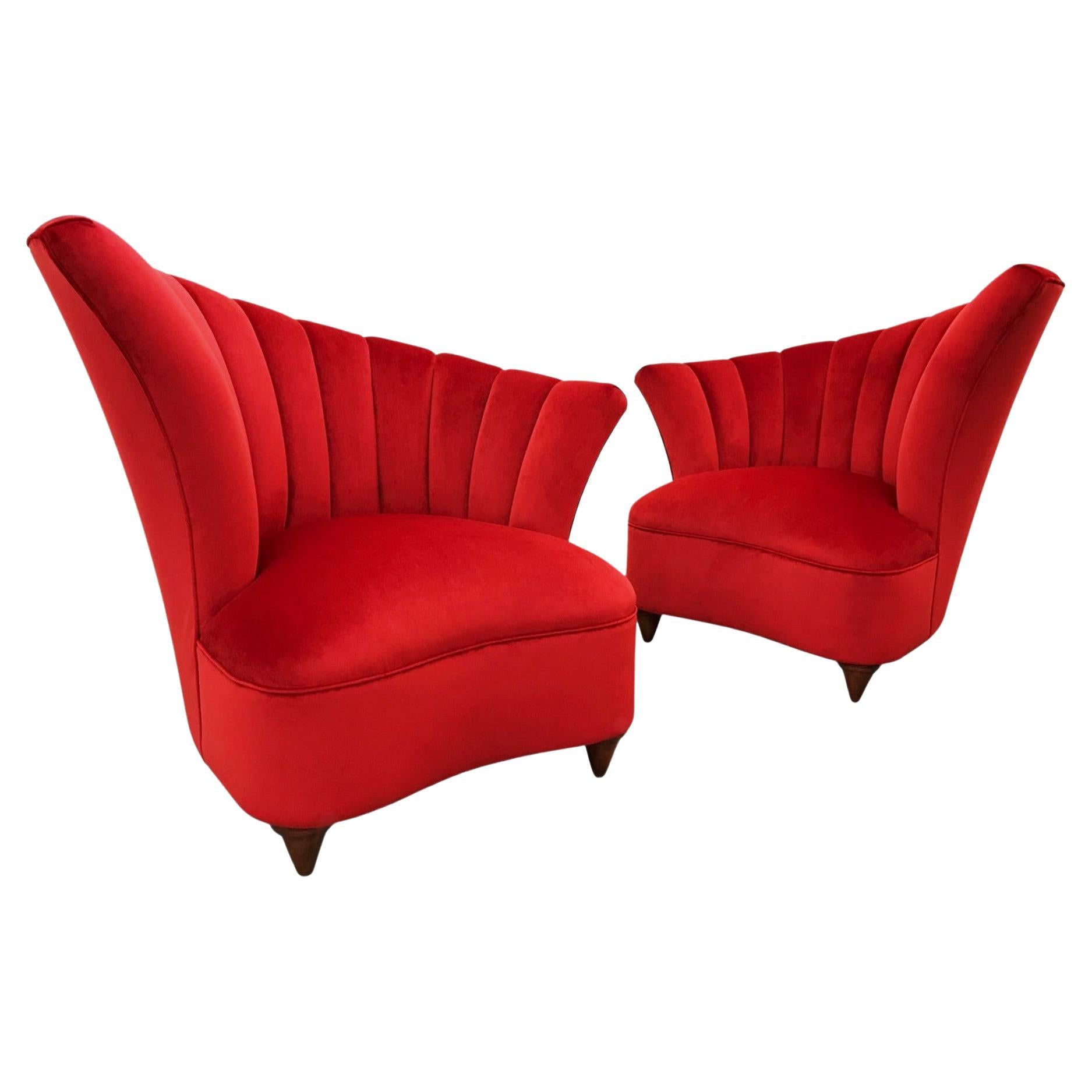 Hollywood Regency Asymmetrische Stühle aus rotem Samt mit Wellenschliff