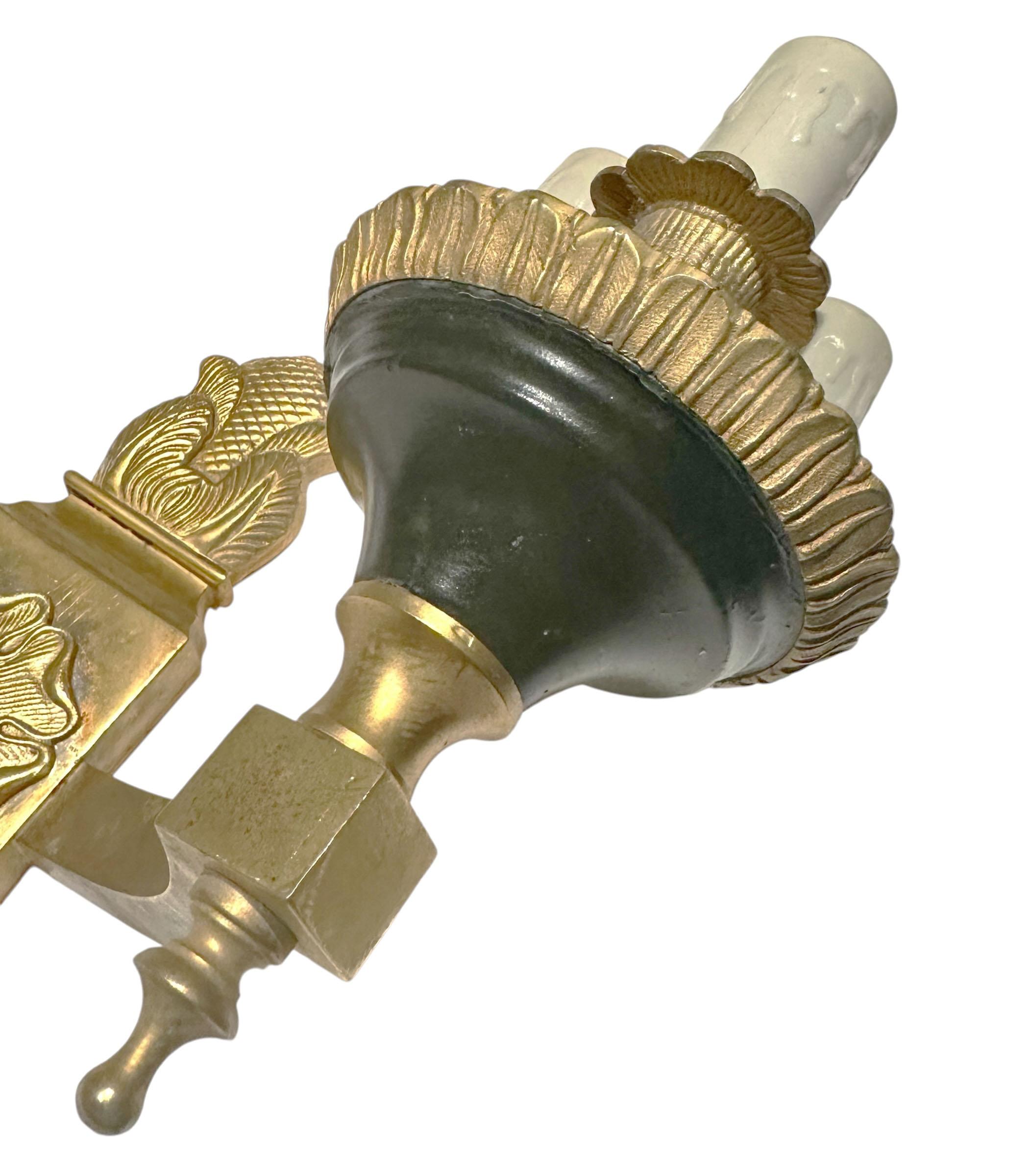 Hollywood Regency Sconce In Good Condition For Sale In Tampa, FL