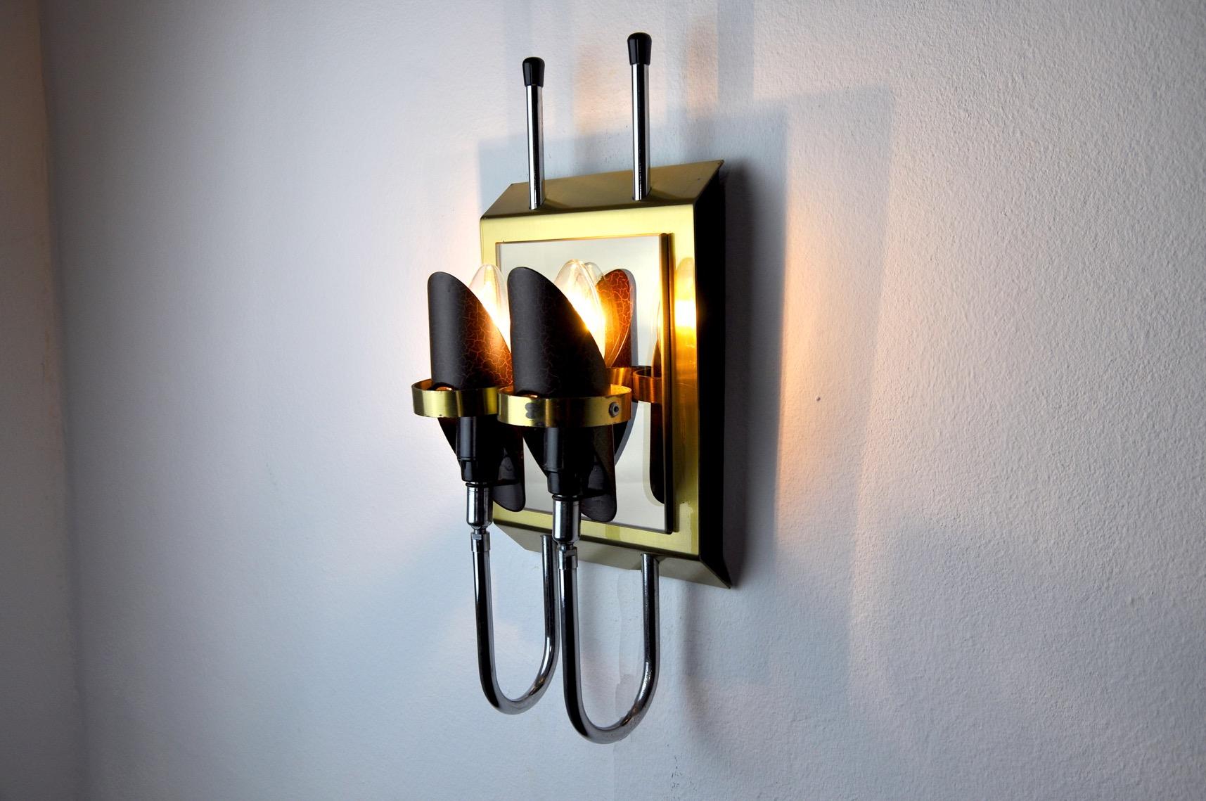 Metal Hollywood Regency Sconce, Italy, 1970s For Sale